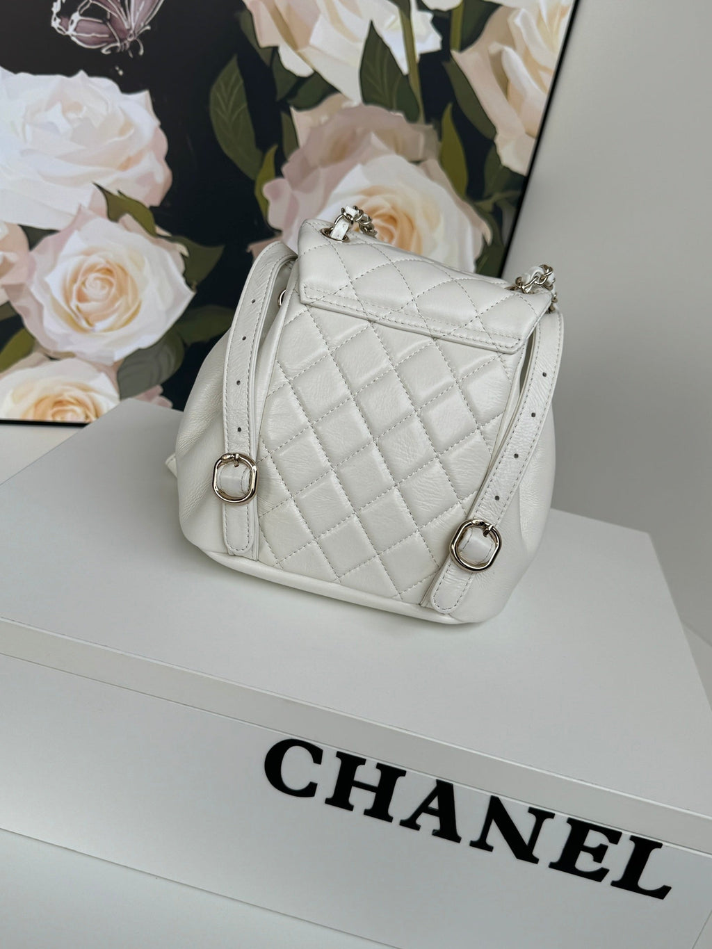DUMA BACKPACK 18CM WHITE LAMBSKIN LIGHT GOLD HARDWARE