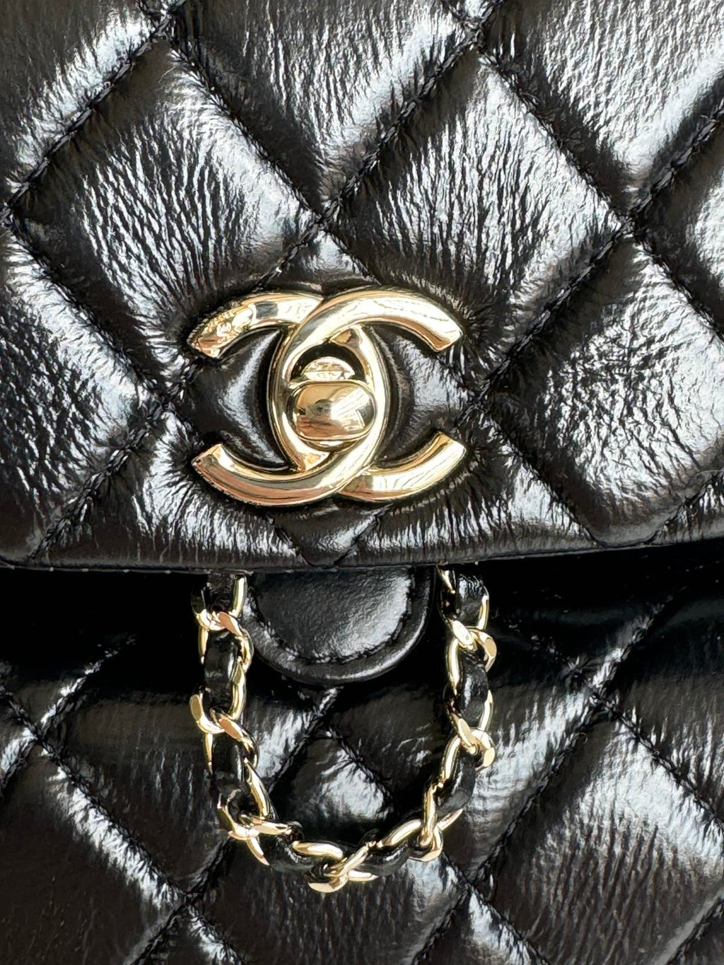 DUMA BACKPACK 18CM BLACK LAMBSKIN LIGHT GOLD HARDWARE