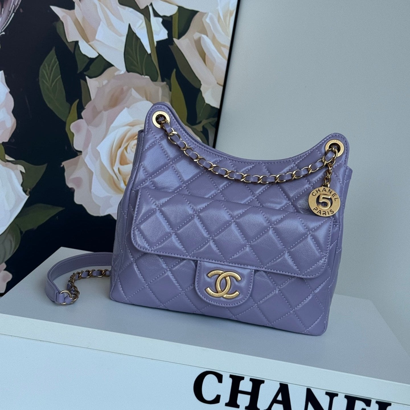 CC 23C SMALL HOBO BAG 21.5 VIOLET LAMBSKIN GOLD HARDWARE