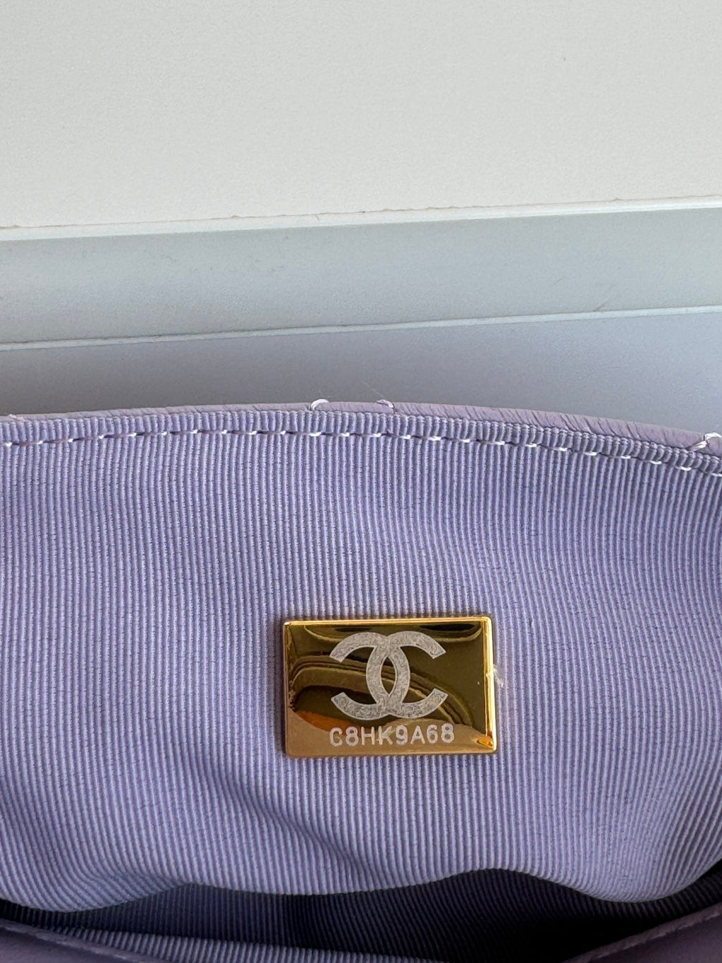 CC 23C PETIT SAC HOBO 21,5 CUIR D'AGNEAU VIOLET QUINCAILLERIE DORÉ