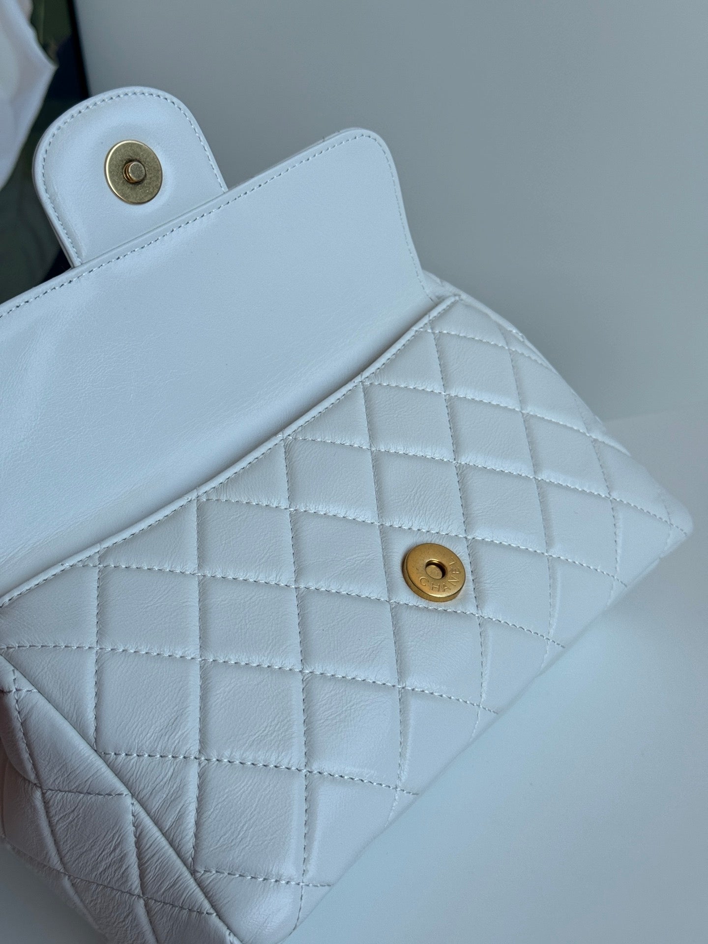 CC 23C SMALL HOBO BAG 21.5 LIGHT CLOUD BLUE LAMBSKIN GOLD HARDWARE