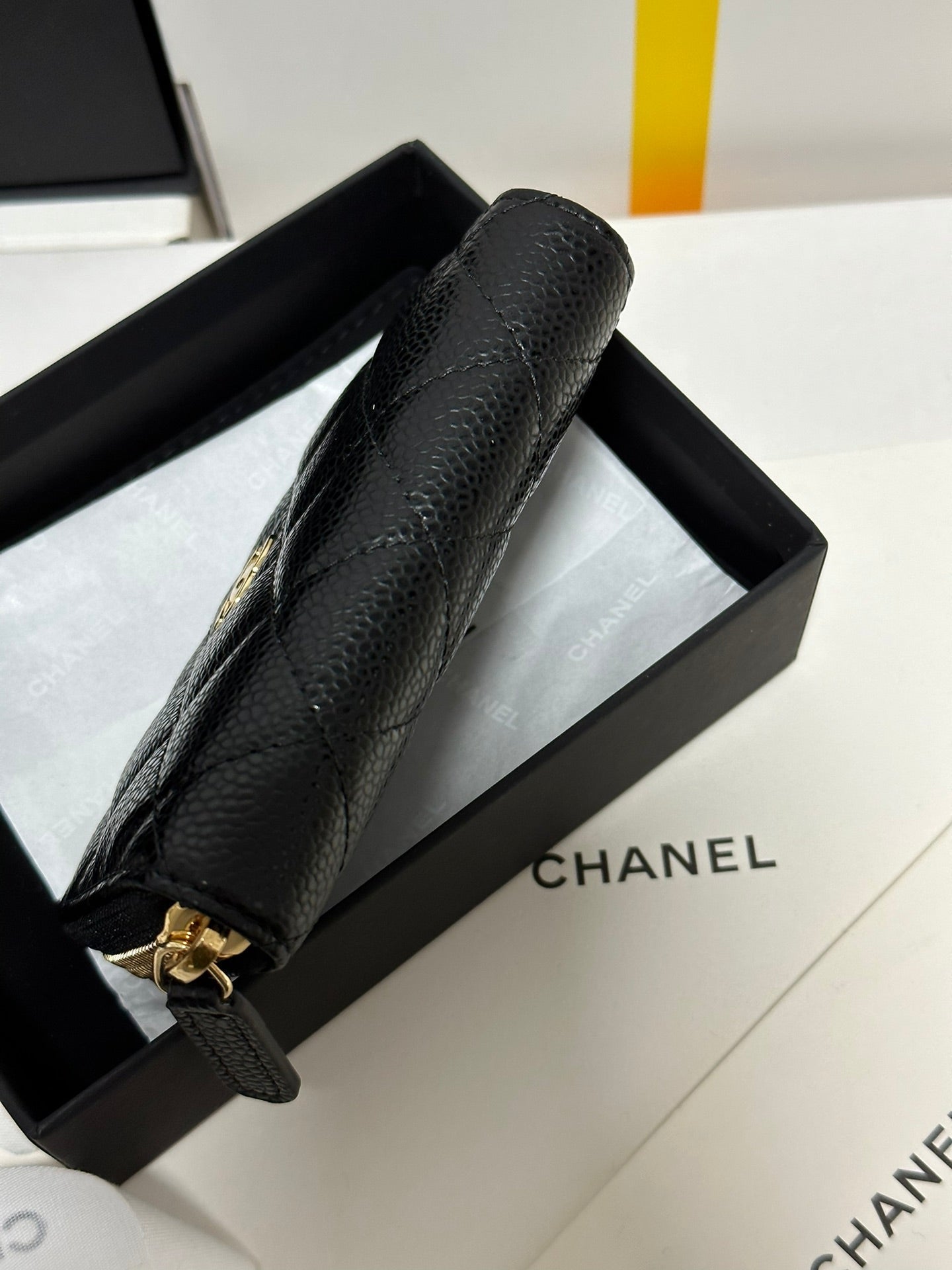 CC CLASSIC ZIPPED COIN PURSE BLACK QUILTED CAVIAR GOLD BUCKLE 243691