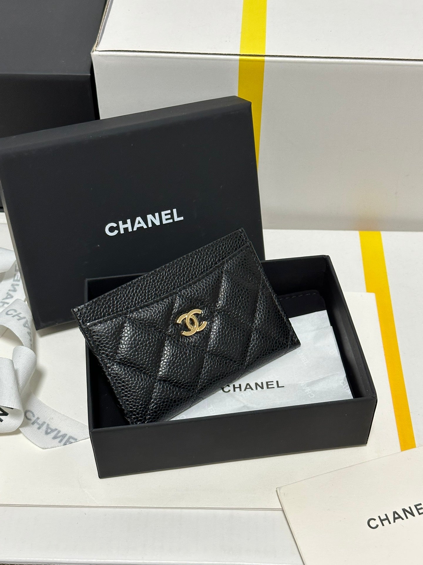 CC CLASSIC CARD HOLDER BLACK QUILTED CAVIAR GOLD BUCKLE 243696