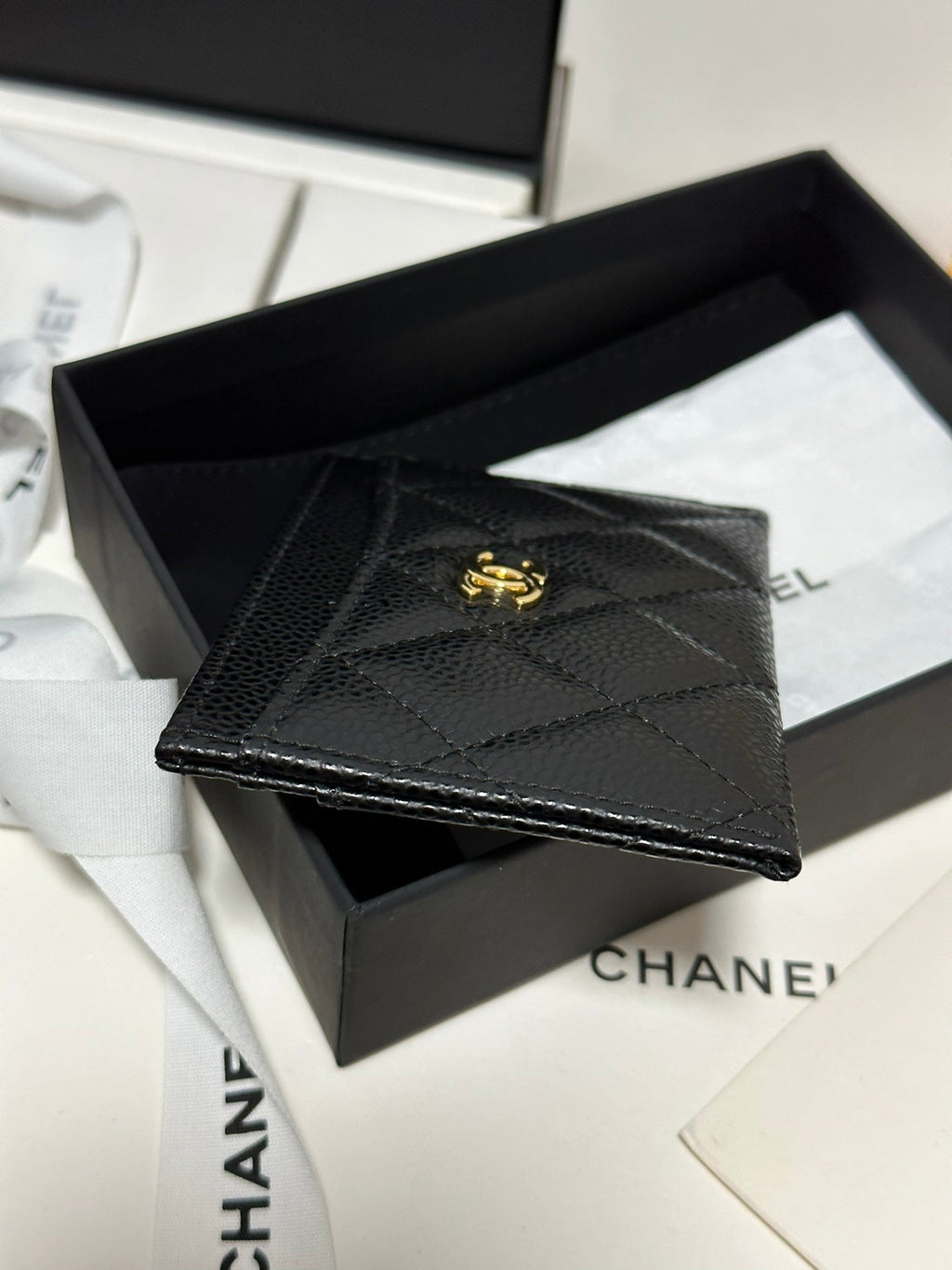 CC CLASSIC CARD HOLDER BLACK QUILTED CAVIAR GOLD BUCKLE 243696