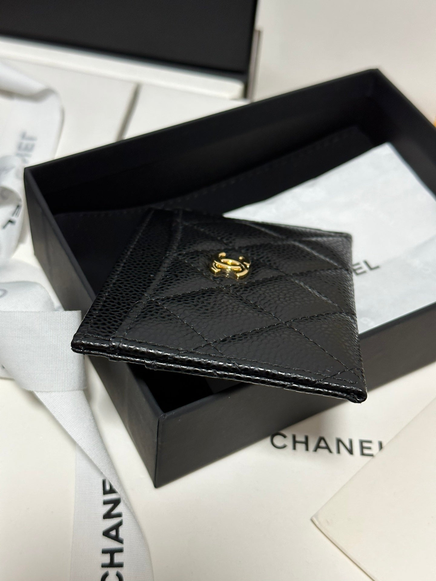 CC CLASSIC CARD HOLDER BLACK QUILTED CAVIAR GOLD BUCKLE 243696