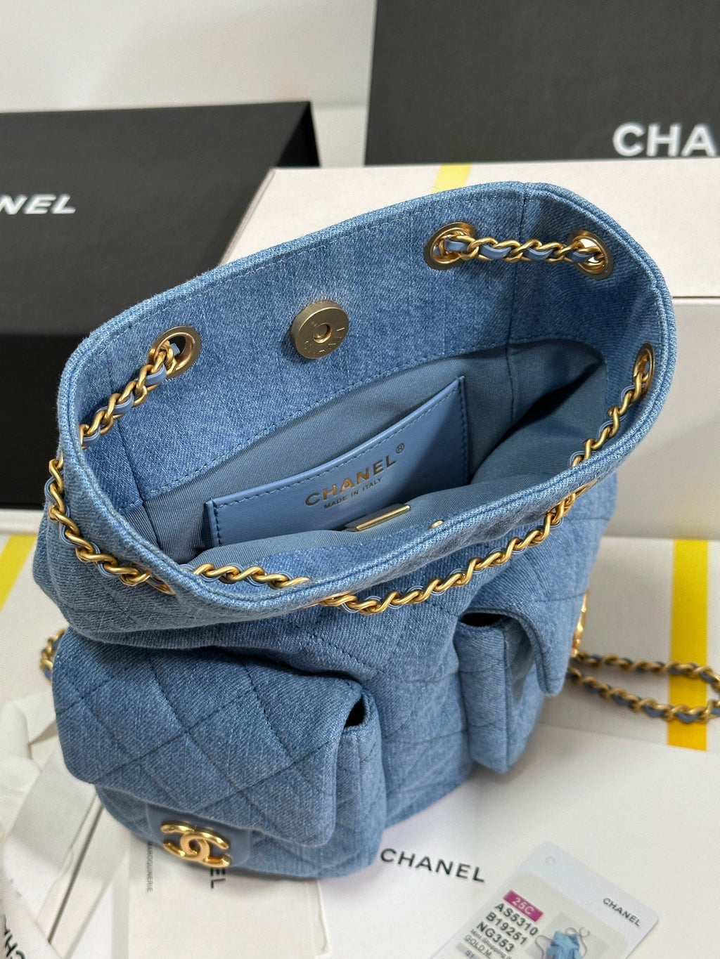 CC 25C BACKPACK 24.3CM DEMIN BLUE WASHED DENIM GOLD HARDWARE 243645