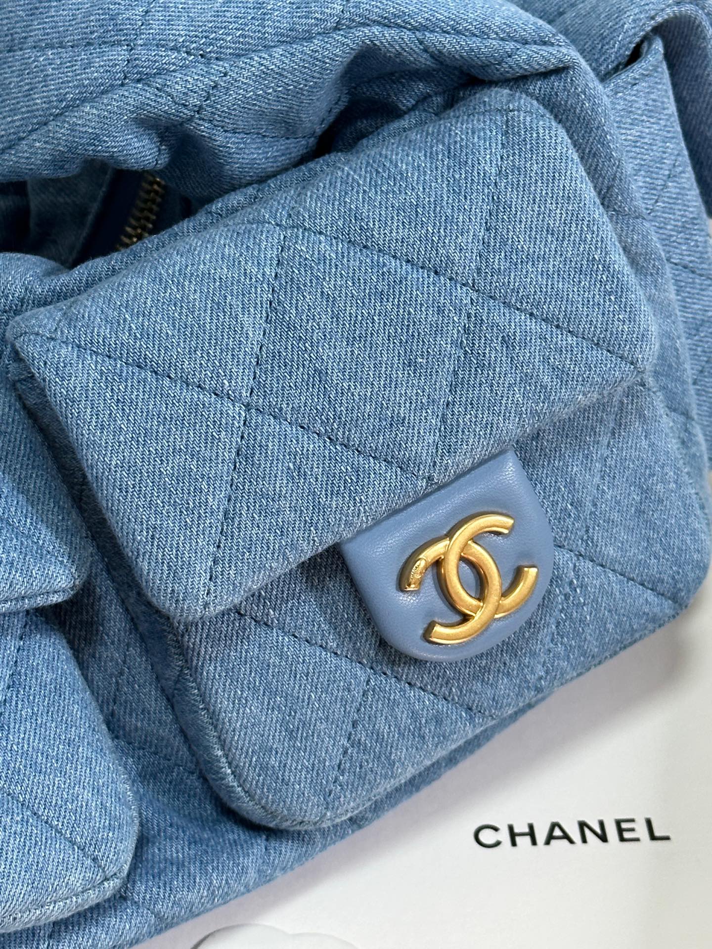 CC 25C HOBO 35CM BABY BLUE DEMIN GOLD HARDWARE 243567