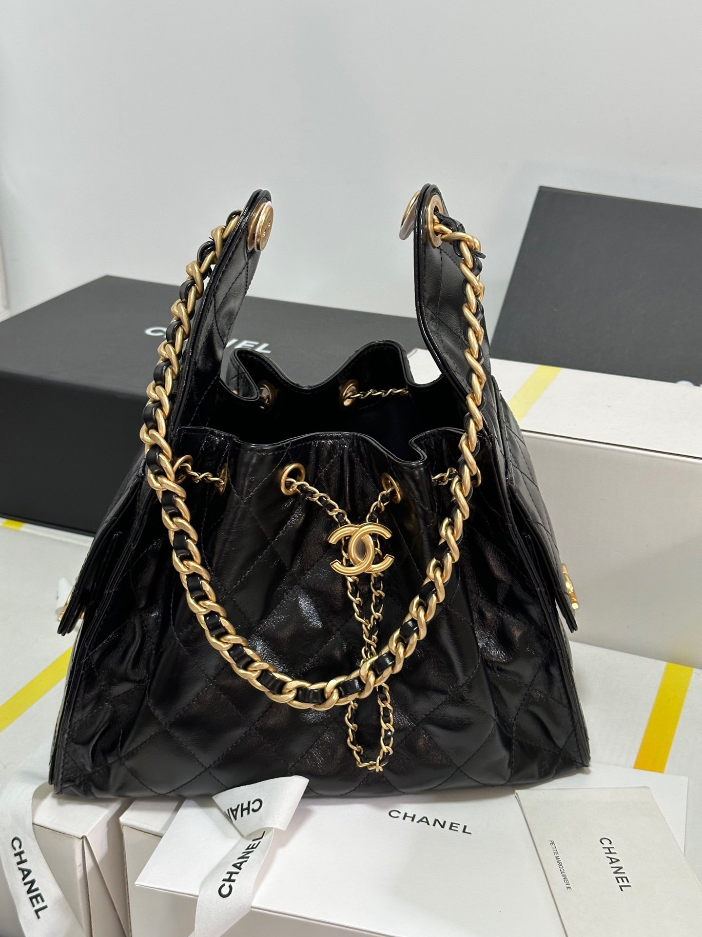 CC 25C HOBO BAG 30CM BLACK LAMBSKIN