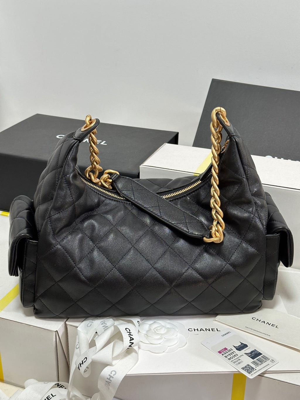 CC 25C HOBO 35CM CUIR D'AGNEAU NOIR QUINCAILLERIE DORÉ 243536
