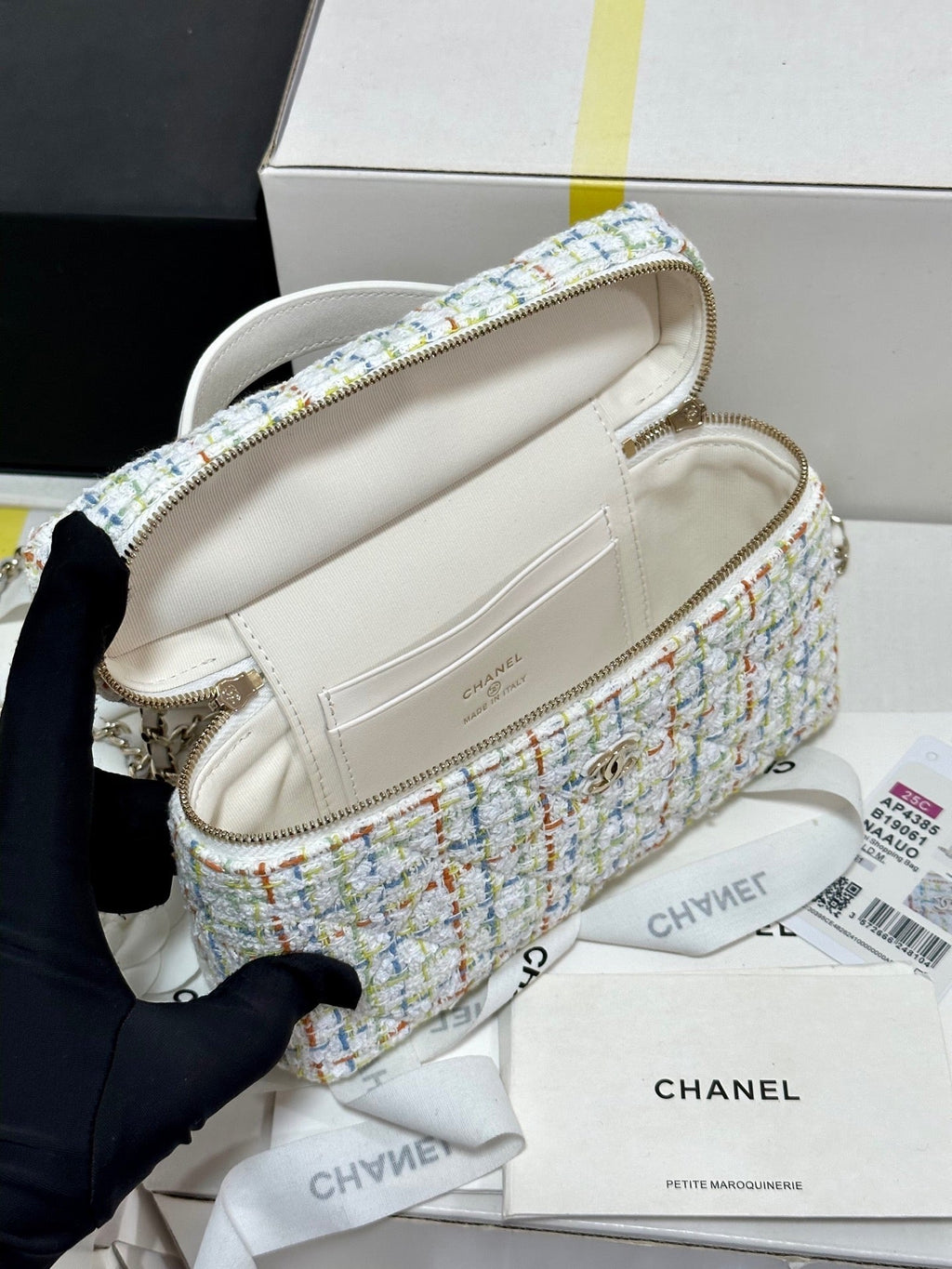 CC 25C VANITY CASE 19.5CM MULTICOLOR TWEED LIGHT GOLD HARDWARE
