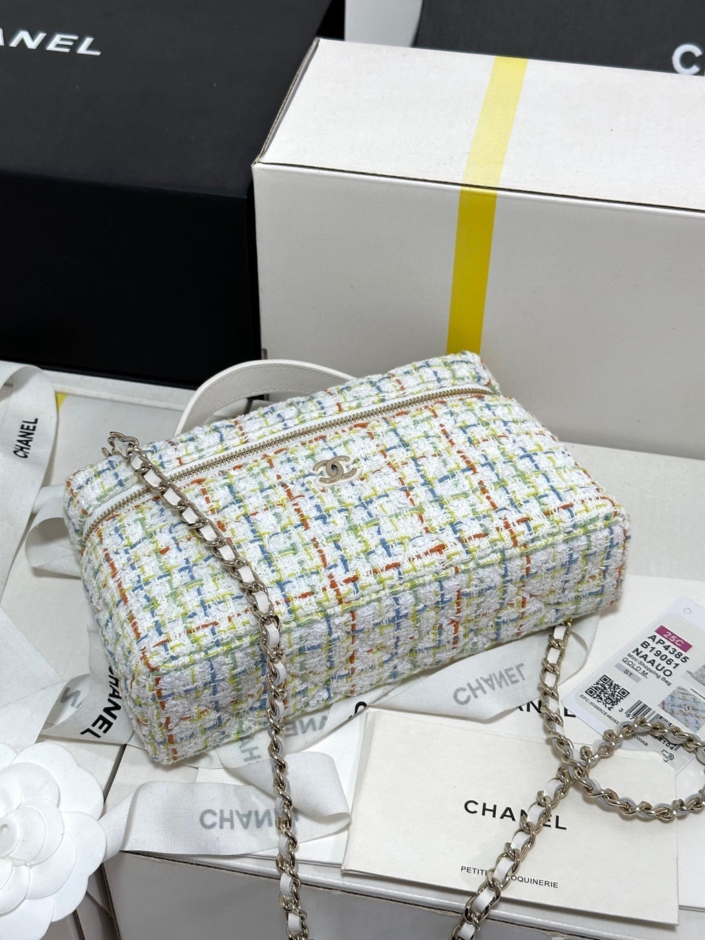 CC 25C VANITY CASE 19.5CM MULTICOLOR TWEED LIGHT GOLD HARDWARE