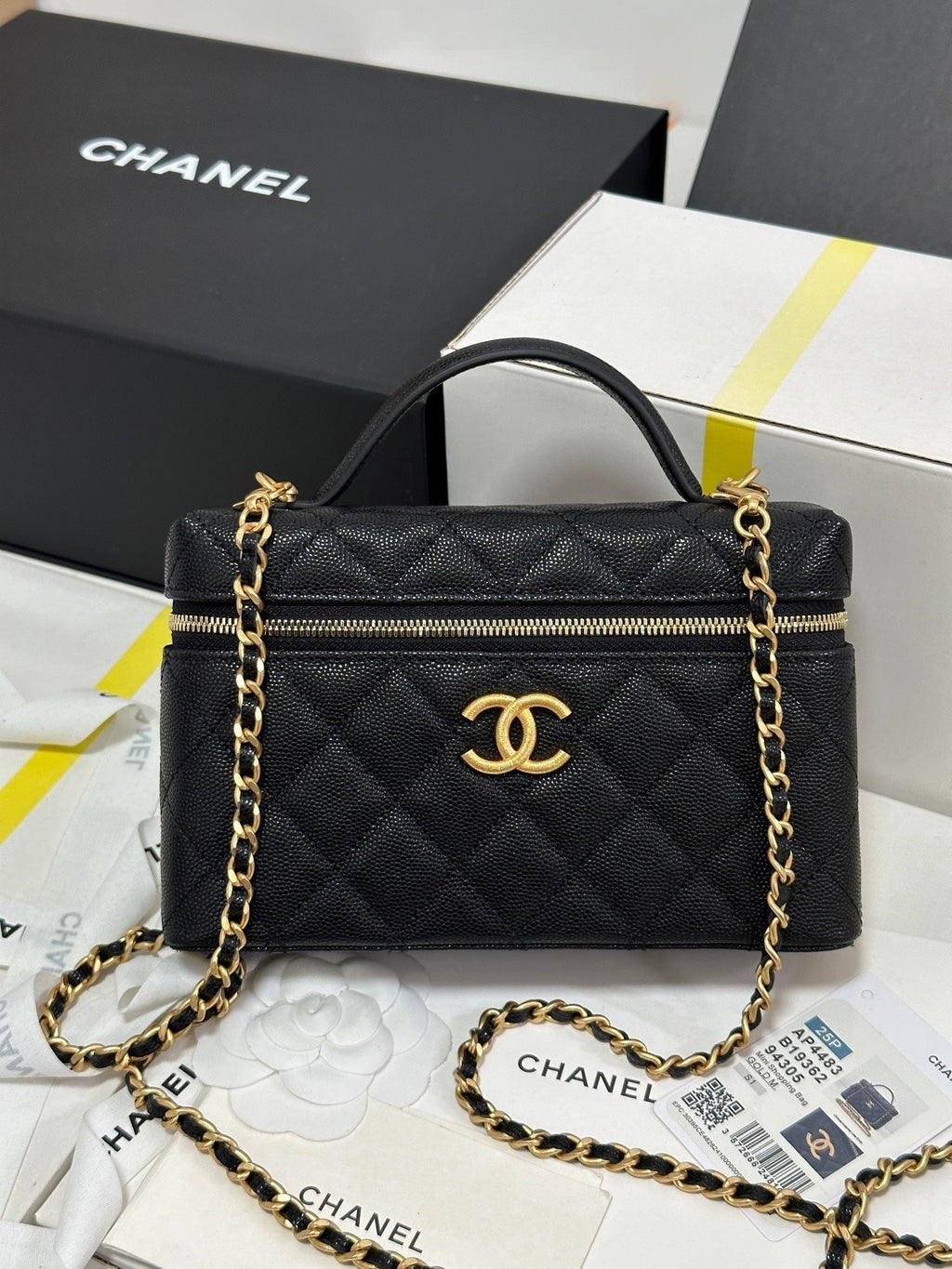 CC 25P バニティケース 19.5cm ブラック カーフスキン ゴールド金具 243586