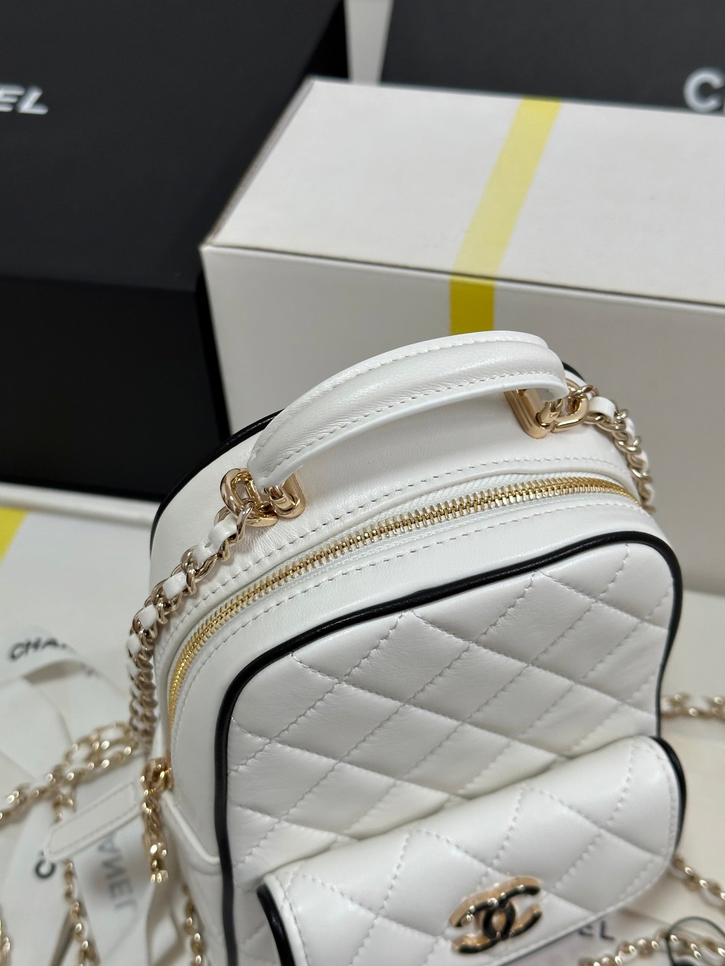 CC 25P MINI SAC À DOS 18 BLANC NOIR AGNEAU QUINCAILLERIE OR 243521