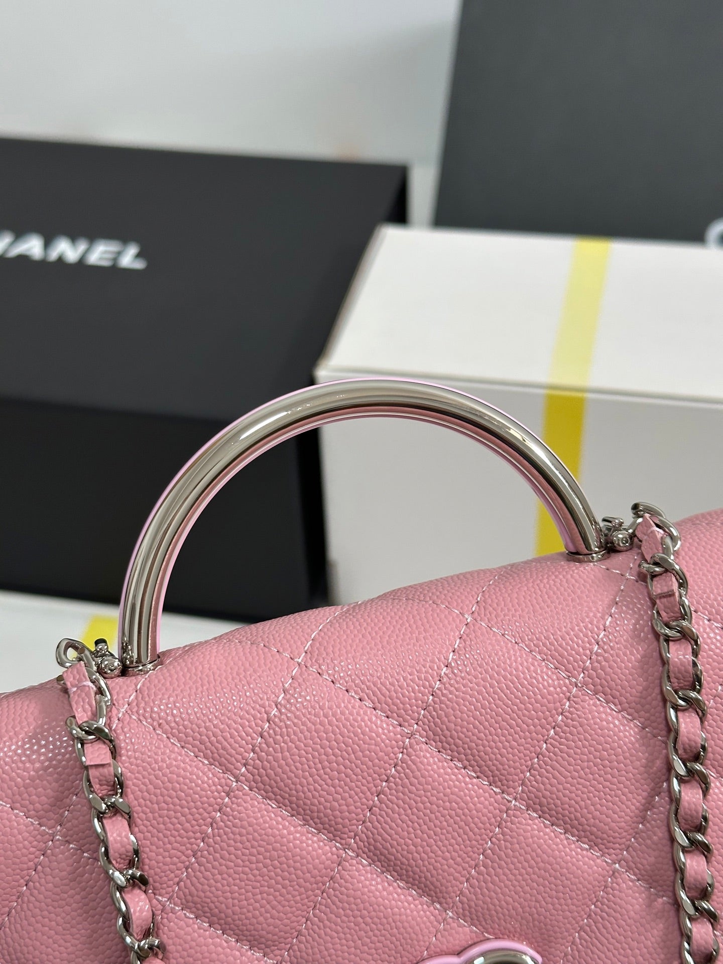 CC 25P WALLET WOC HANDLE 19CM PINK PASTEL LEATHER SILVER HARDWARE 243448