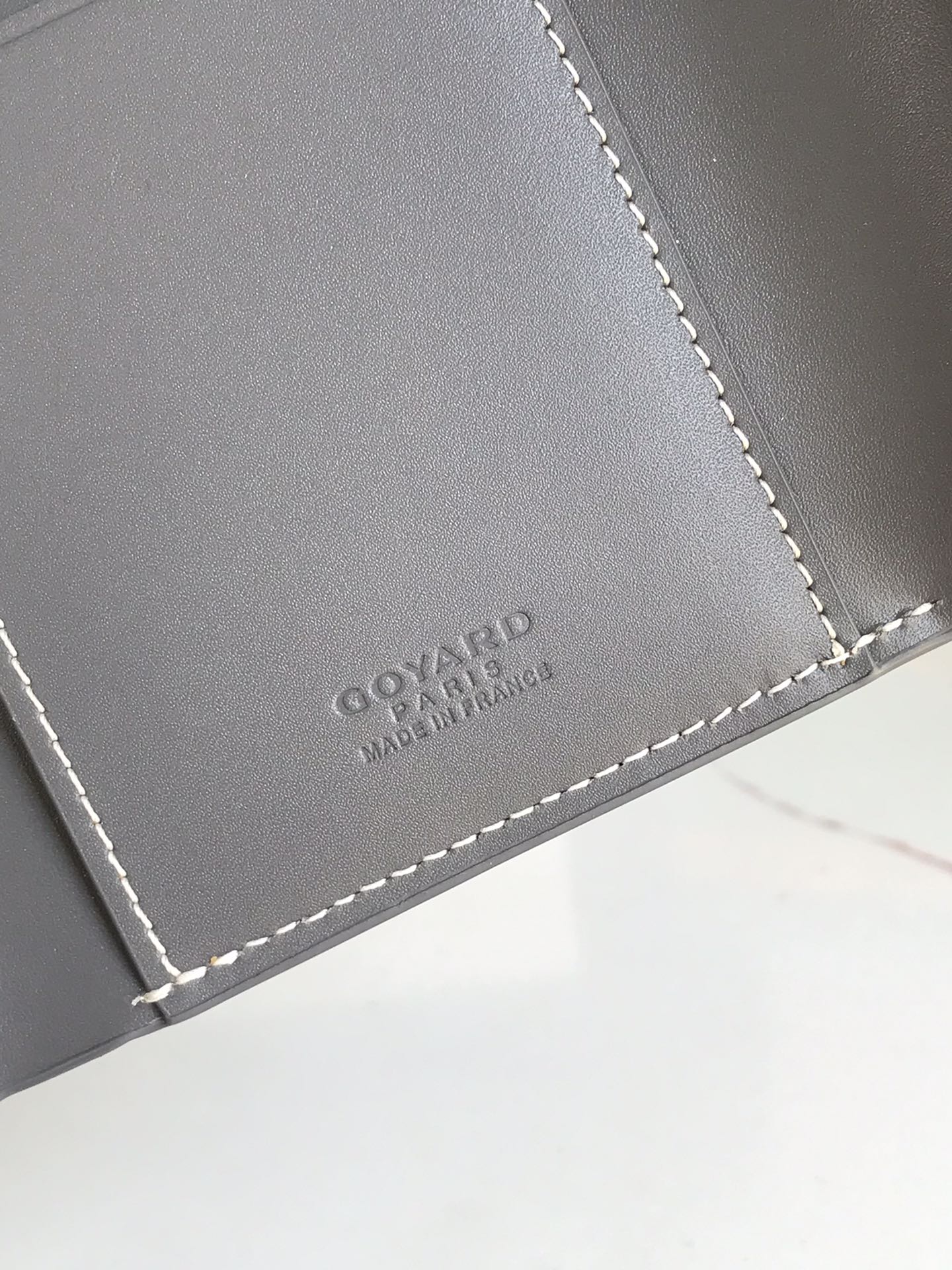 PORTEFEUILLE SAINT-GABRIEL 12 EN CUIR DE VEAU GRIS ET TOILE GOYARDINE