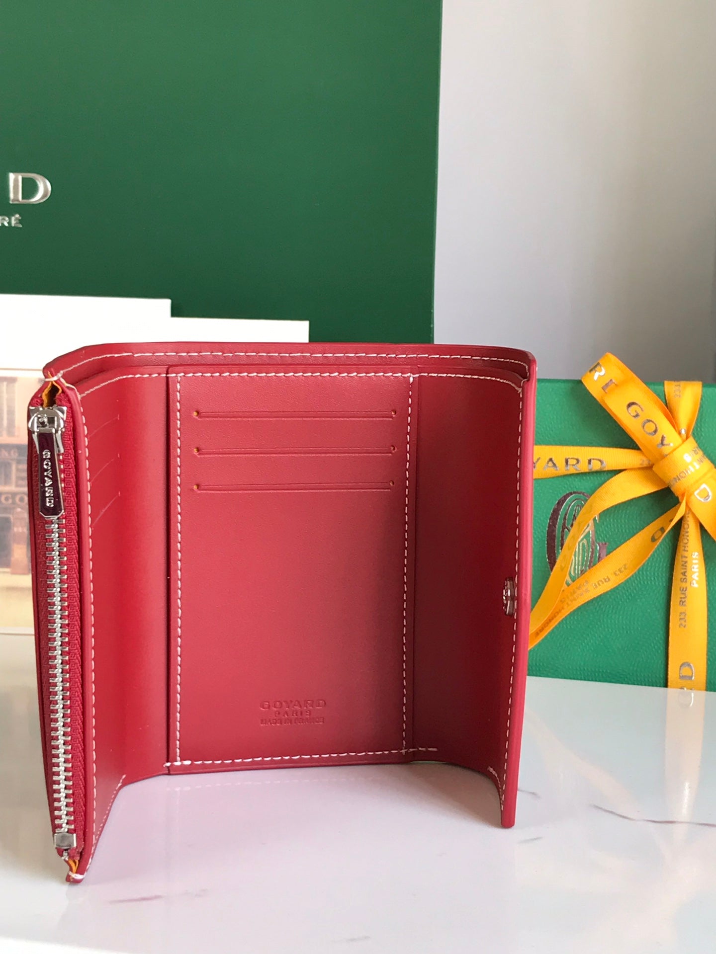 PORTEFEUILLE SAINT-GABRIEL 12 EN CUIR DE VEAU ROUGE CLASSIQUE ET TOILE GOYARDINE
