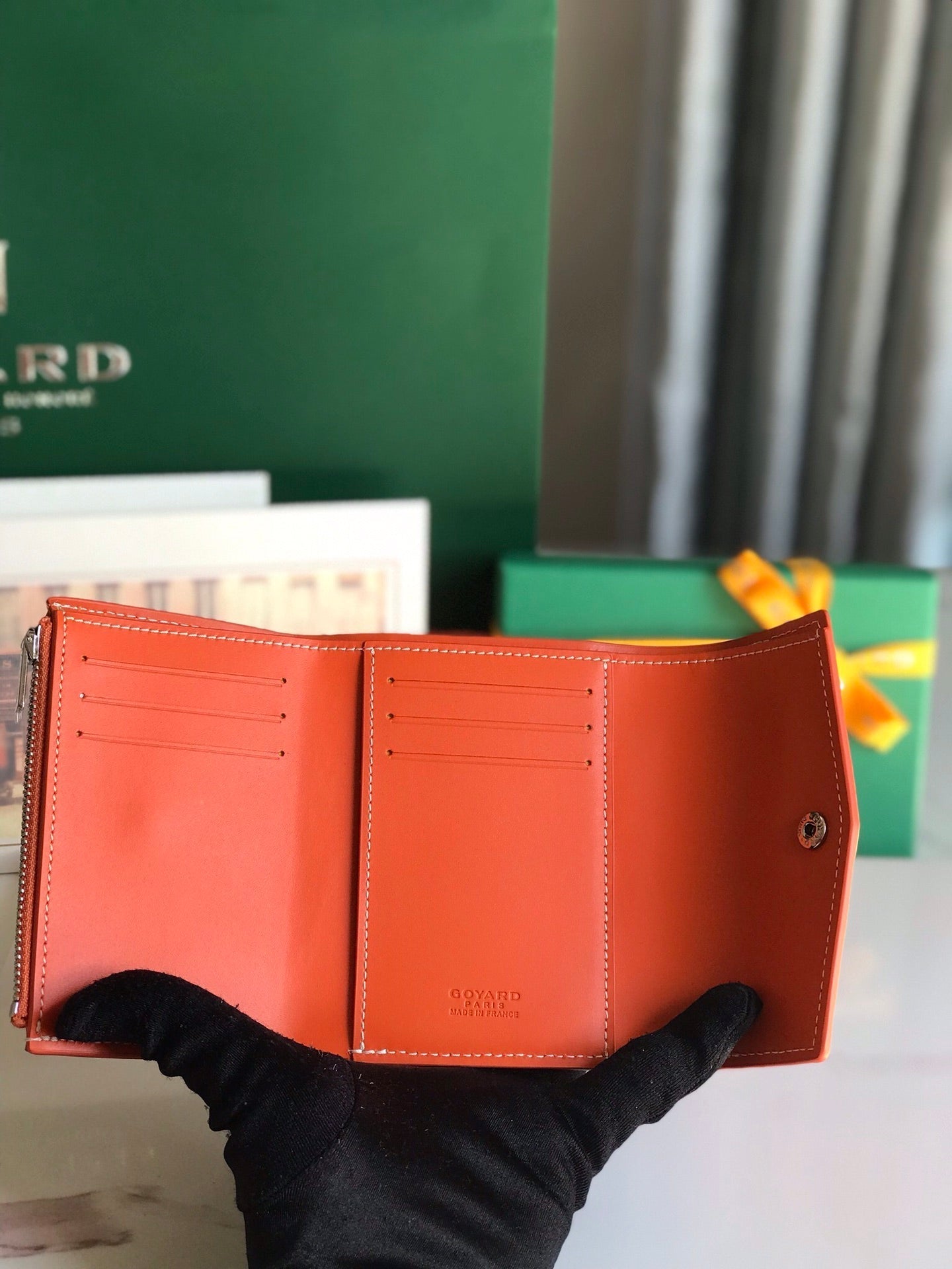 PORTEFEUILLE SAINT-GABRIEL 12 EN CUIR DE VEAU ORANGE ET TOILE GOYARDINE