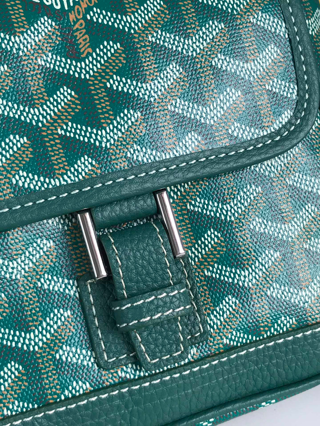GRAND BLEU 16 EN TOILE GOYARDINE VERTE ET AGNEAU