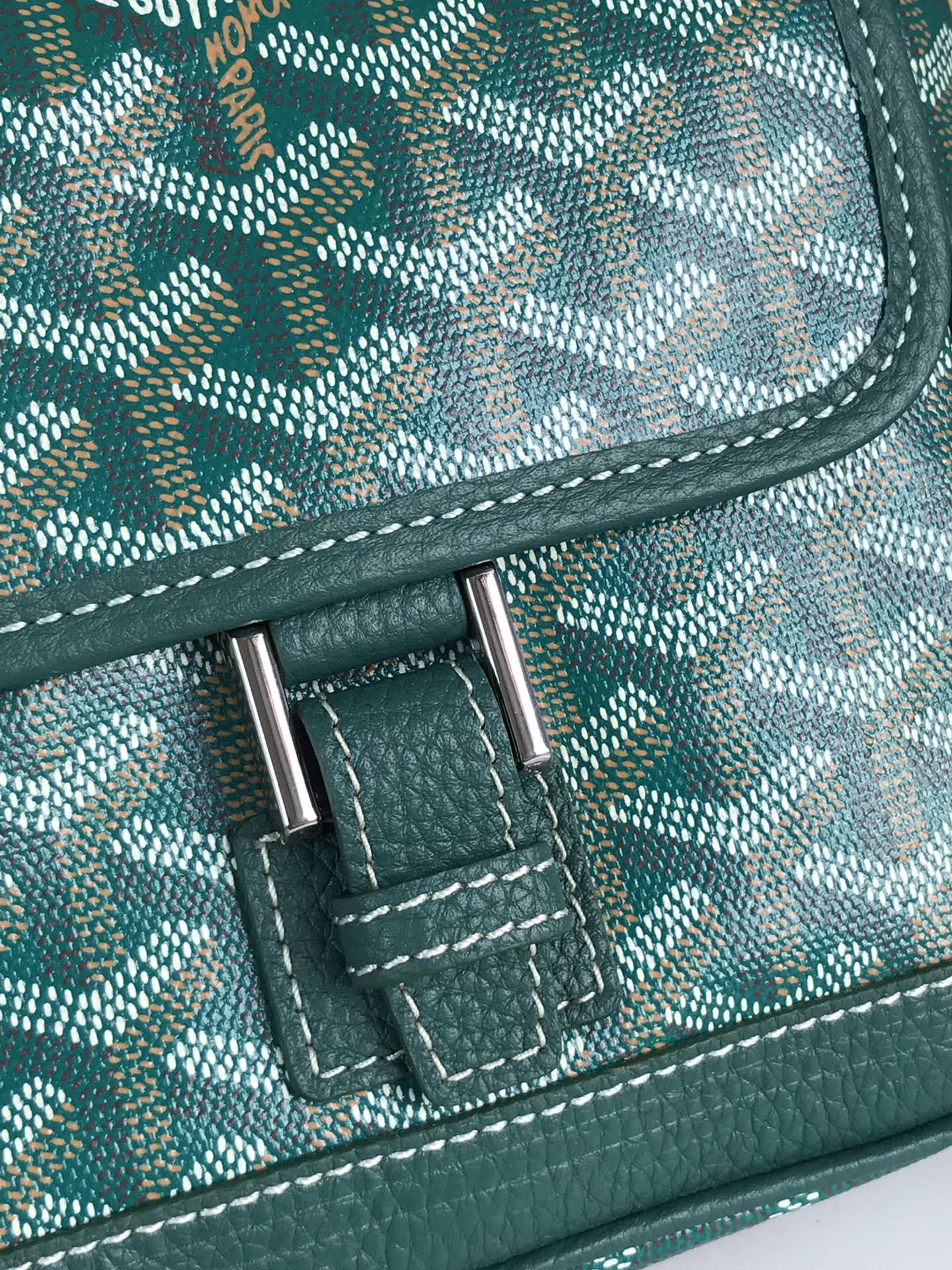 GRAND BLEU 16 EN TOILE GOYARDINE VERTE ET AGNEAU