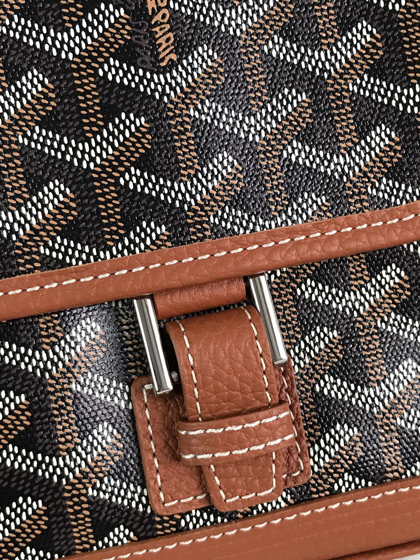 GRAND BLEU 16 EN TOILE GOYARDINE NOIRE ET AGNEAU TAN