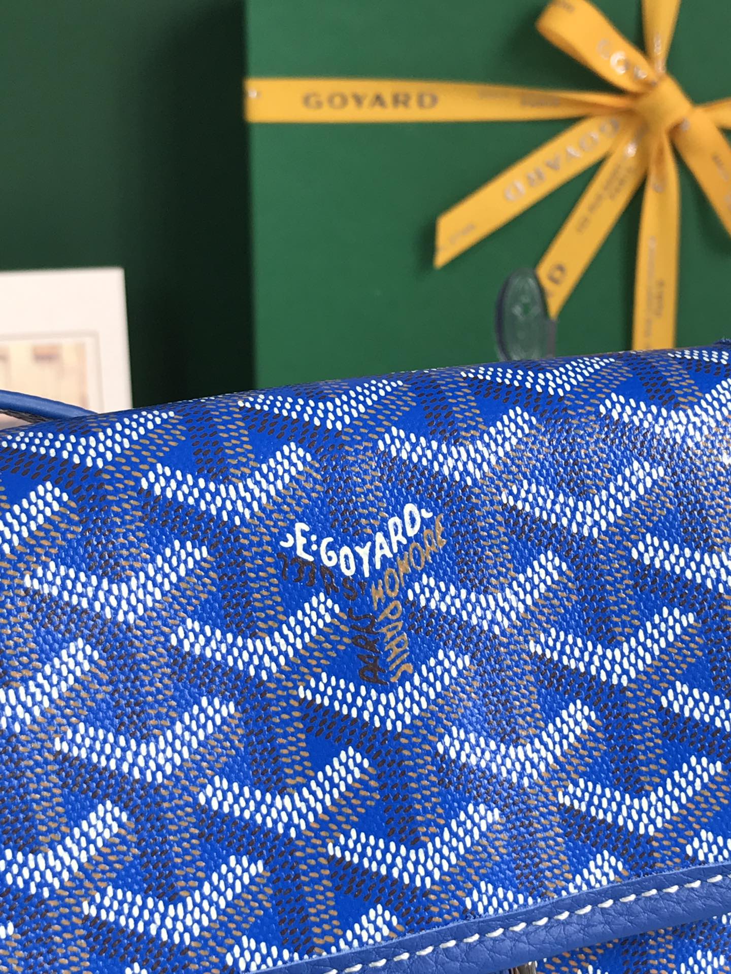 GRAND BLEU 16 EN TOILE GOYARDINE BLEU SAPHIR ET AGNEAU