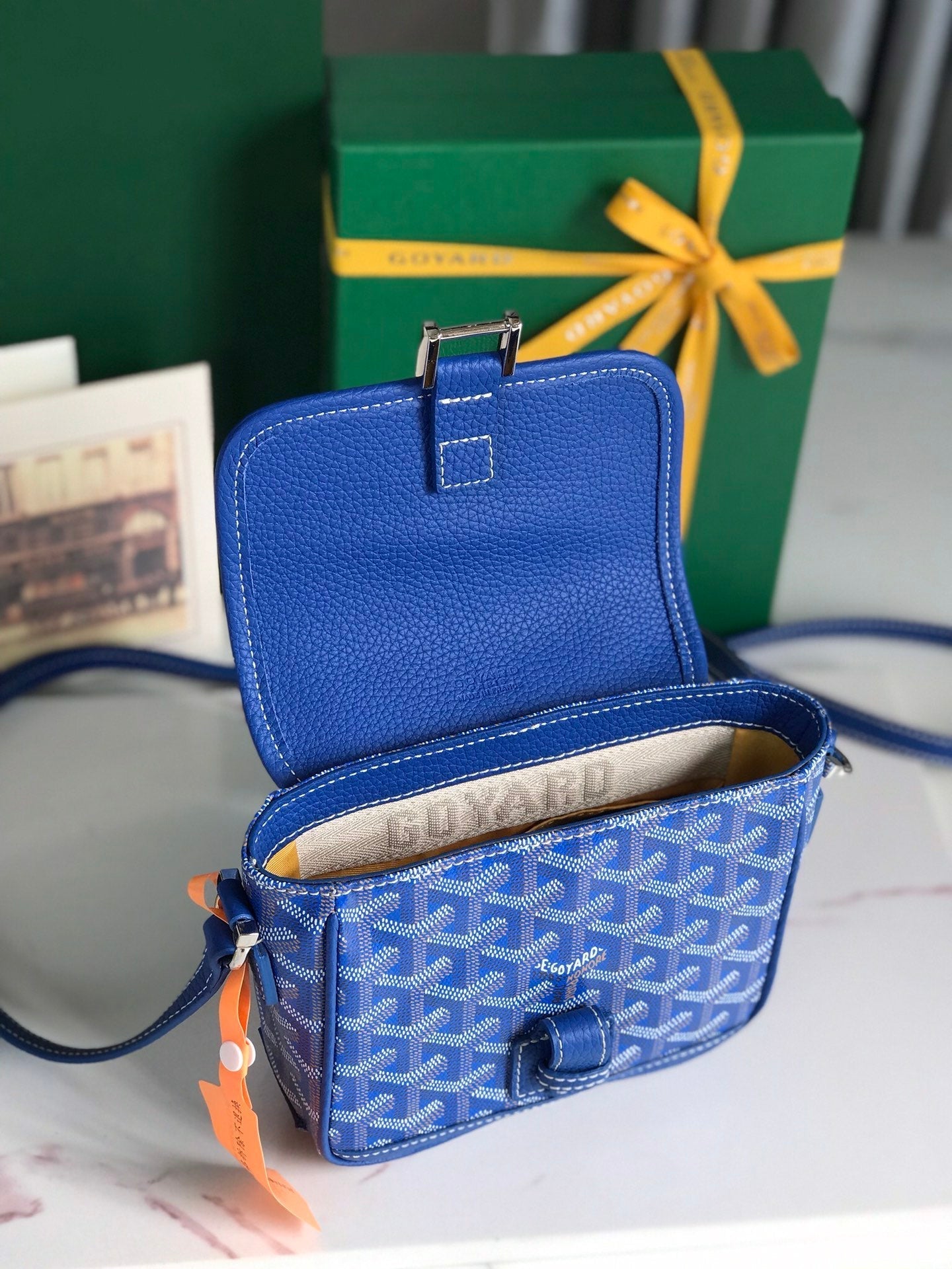 GRAND BLEU 16 EN TOILE GOYARDINE BLEU SAPHIR ET AGNEAU