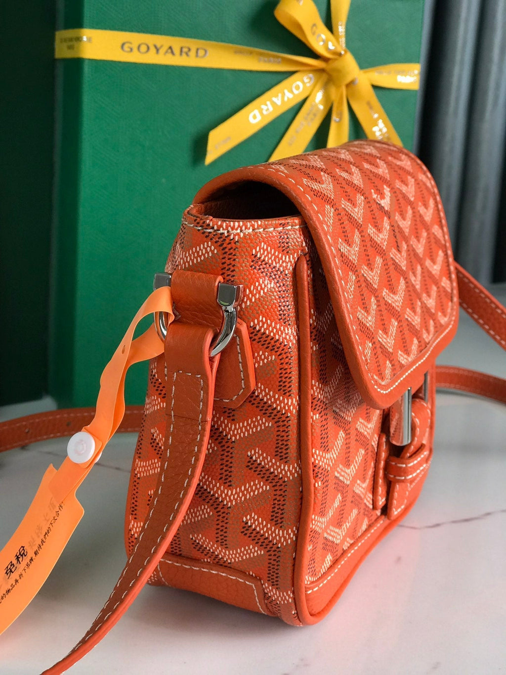 GRAND BLEU 16 EN TOILE GOYARDINE ORANGE ET AGNEAU