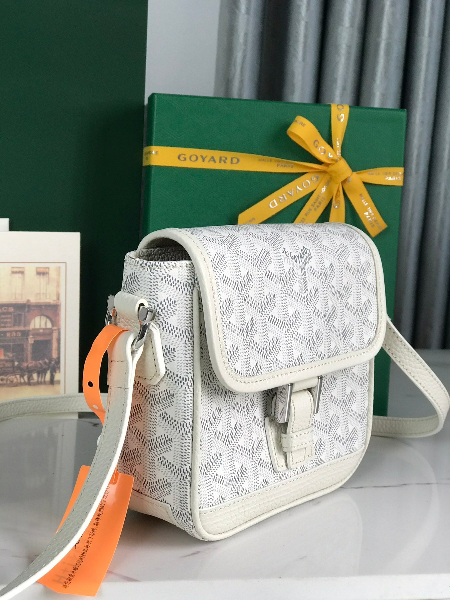 GRAND BLEU 16 EN TOILE GOYARDINE BLANCHE ET AGNEAU