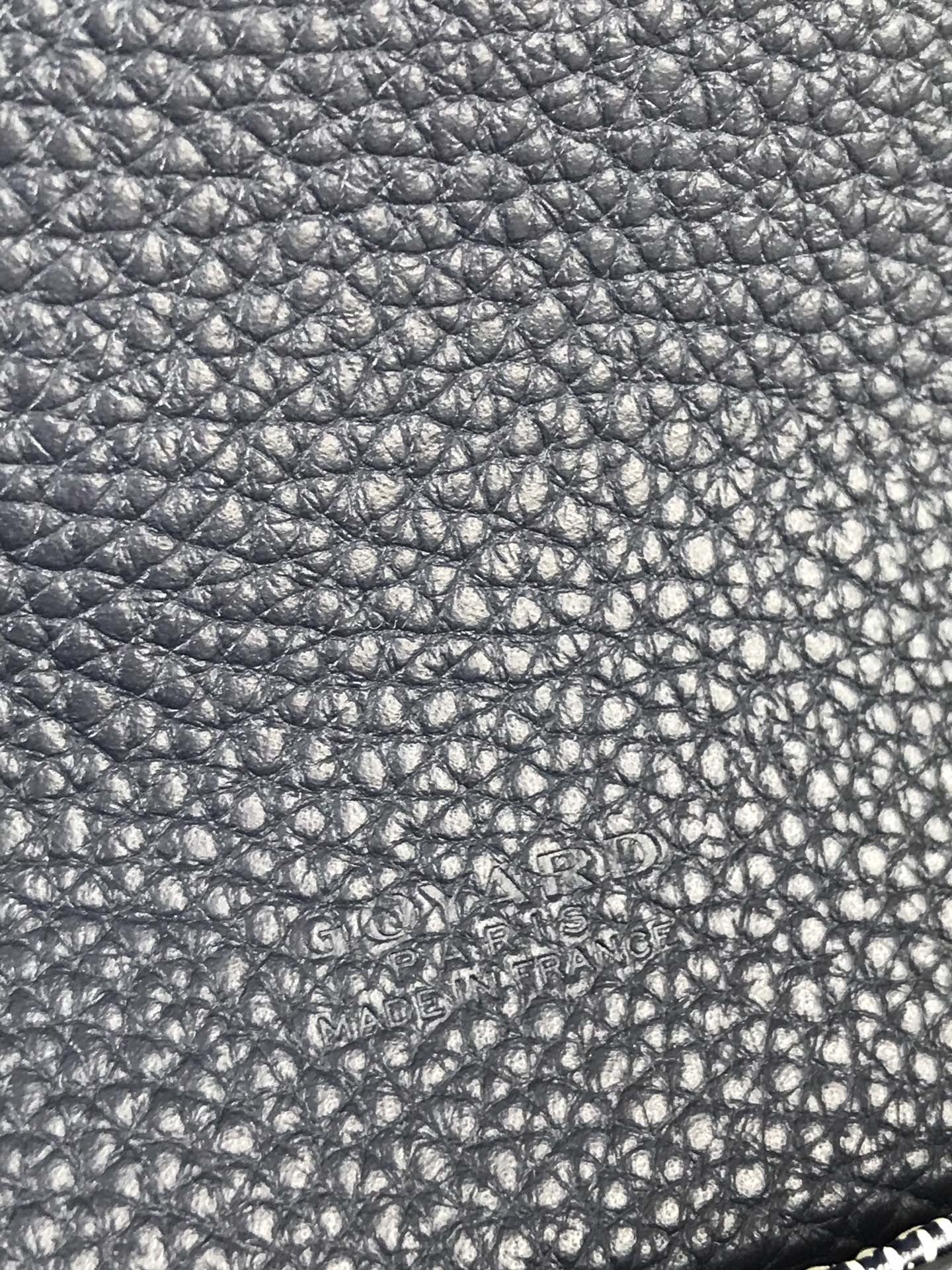 GRAND BLEU 16 EN TOILE GOYARDINE ET AGNEAU BLEU MARINE