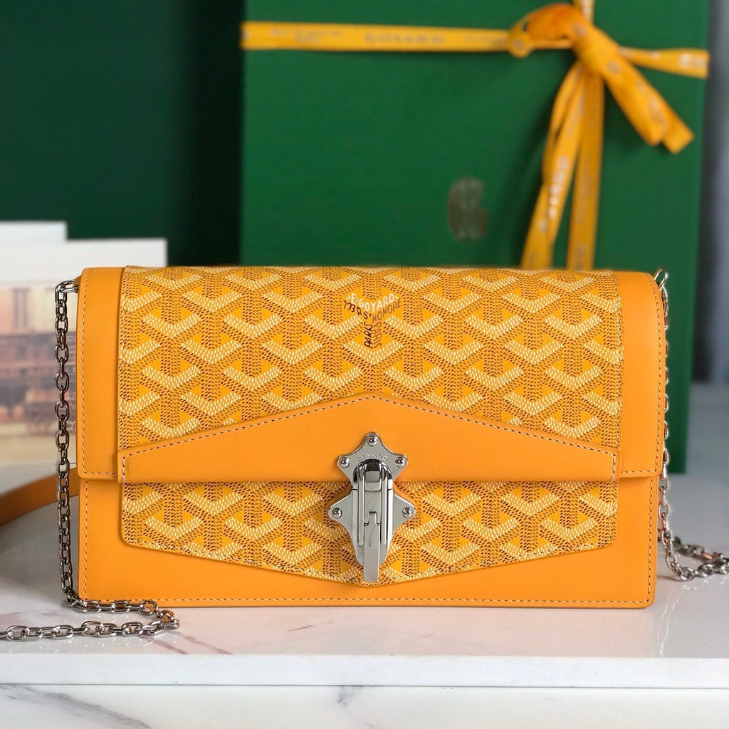SAC DUCHESSE MARIE-CAROLINE 25 EN TOILE GOYARDINE JAUNE ET CUIR DE VEAU LISSE