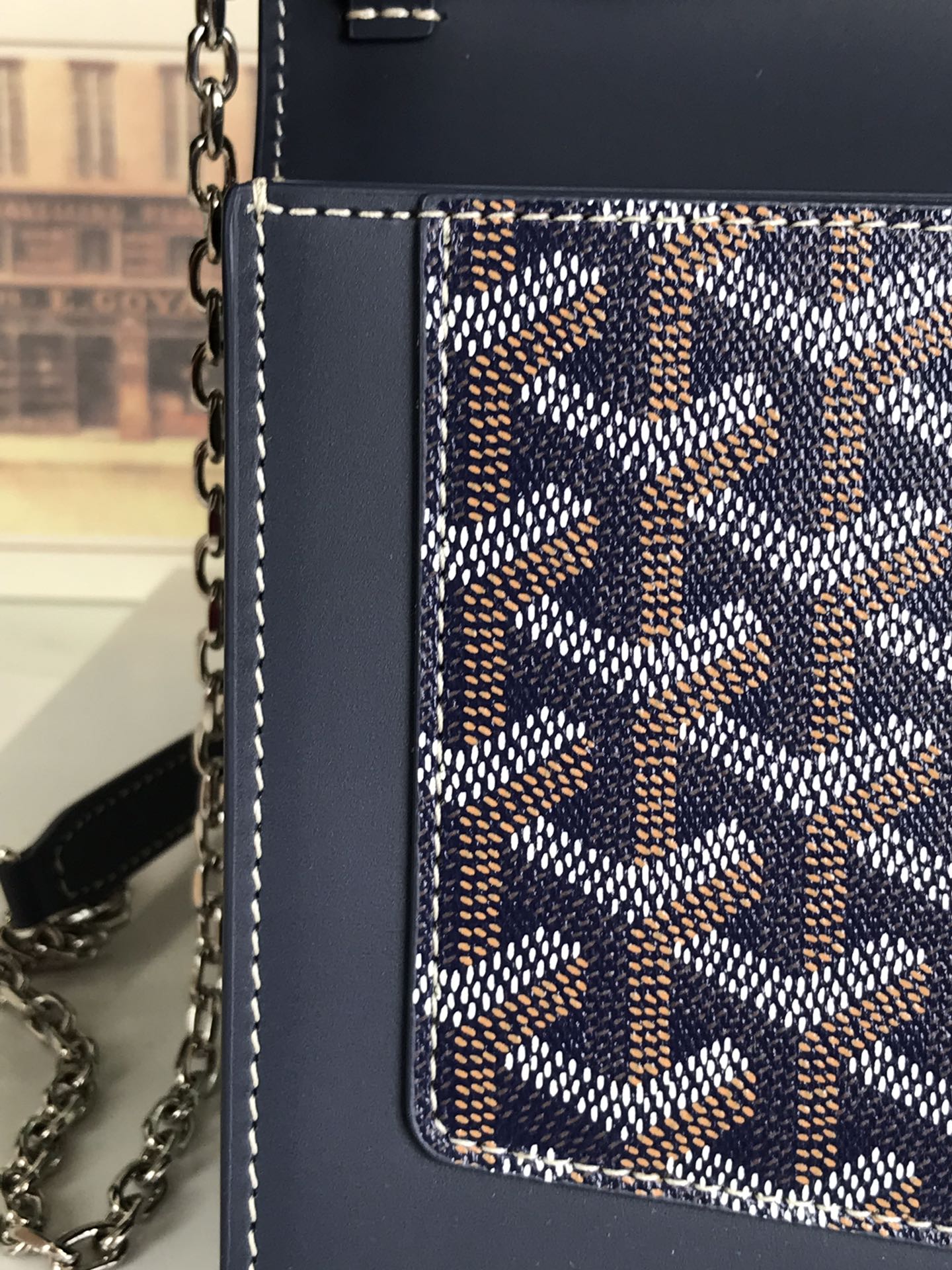 SAC DUCHESSE MARIE-CAROLINE 25 EN TOILE GOYARDINE BLEU MARINE ET CUIR DE VEAU LISSE