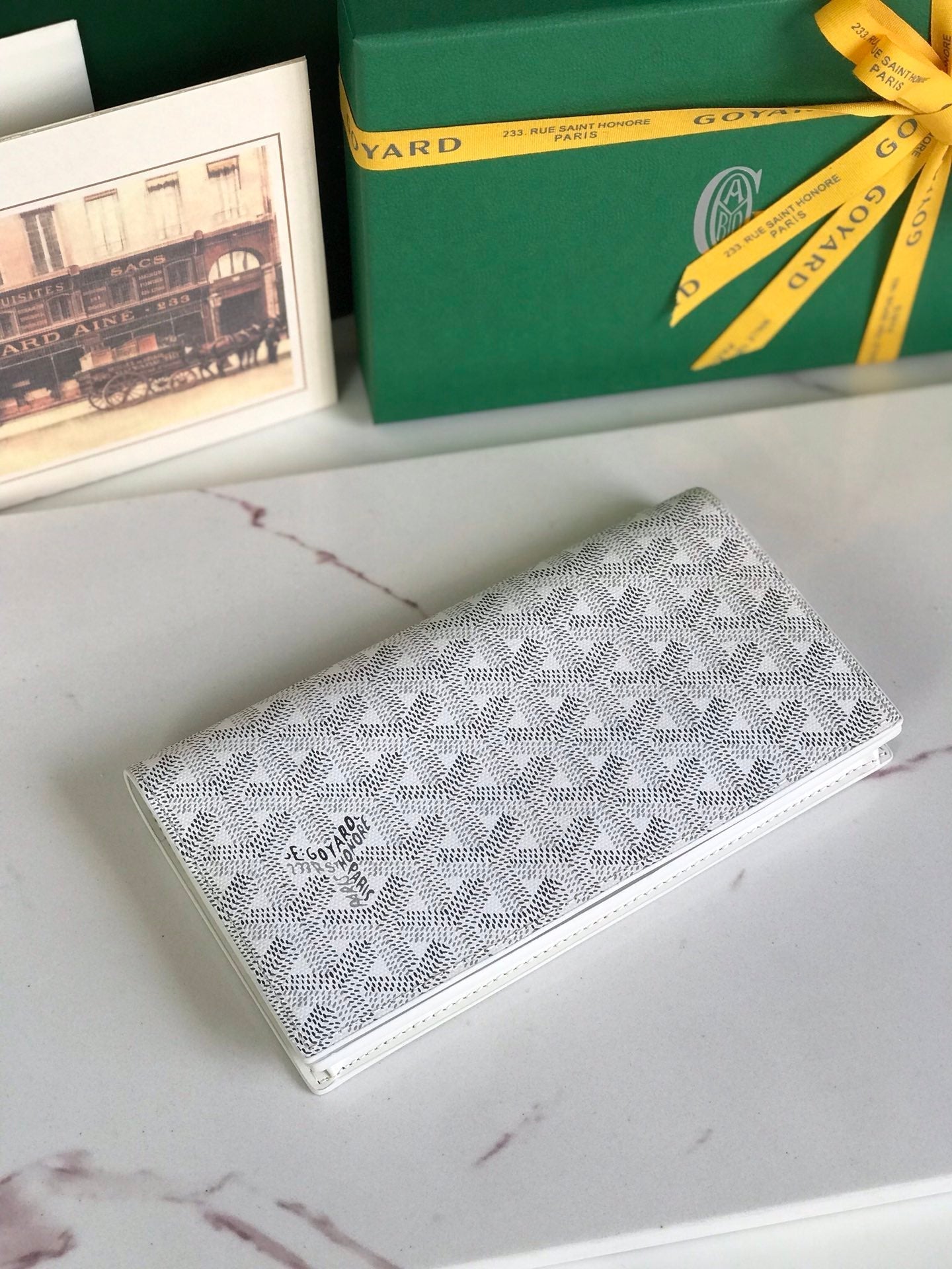 PORTEFEUILLE RICHELIEU 19 EN TOILE GOYARDINE BLANCHE