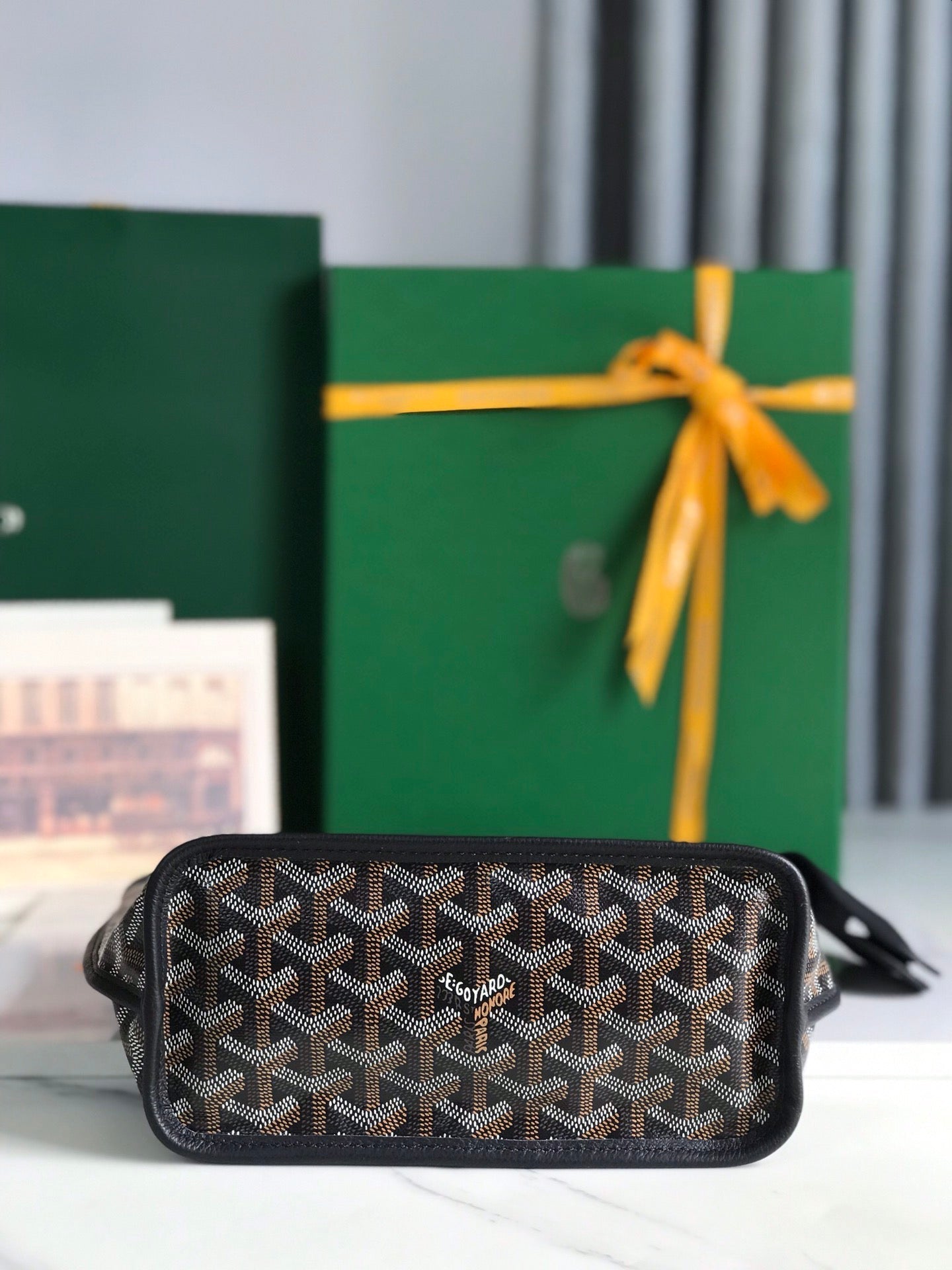 SAC ANJOU MINI 20 EN CUIR DE VEAU NOIR ET TOILE GOYARDINE