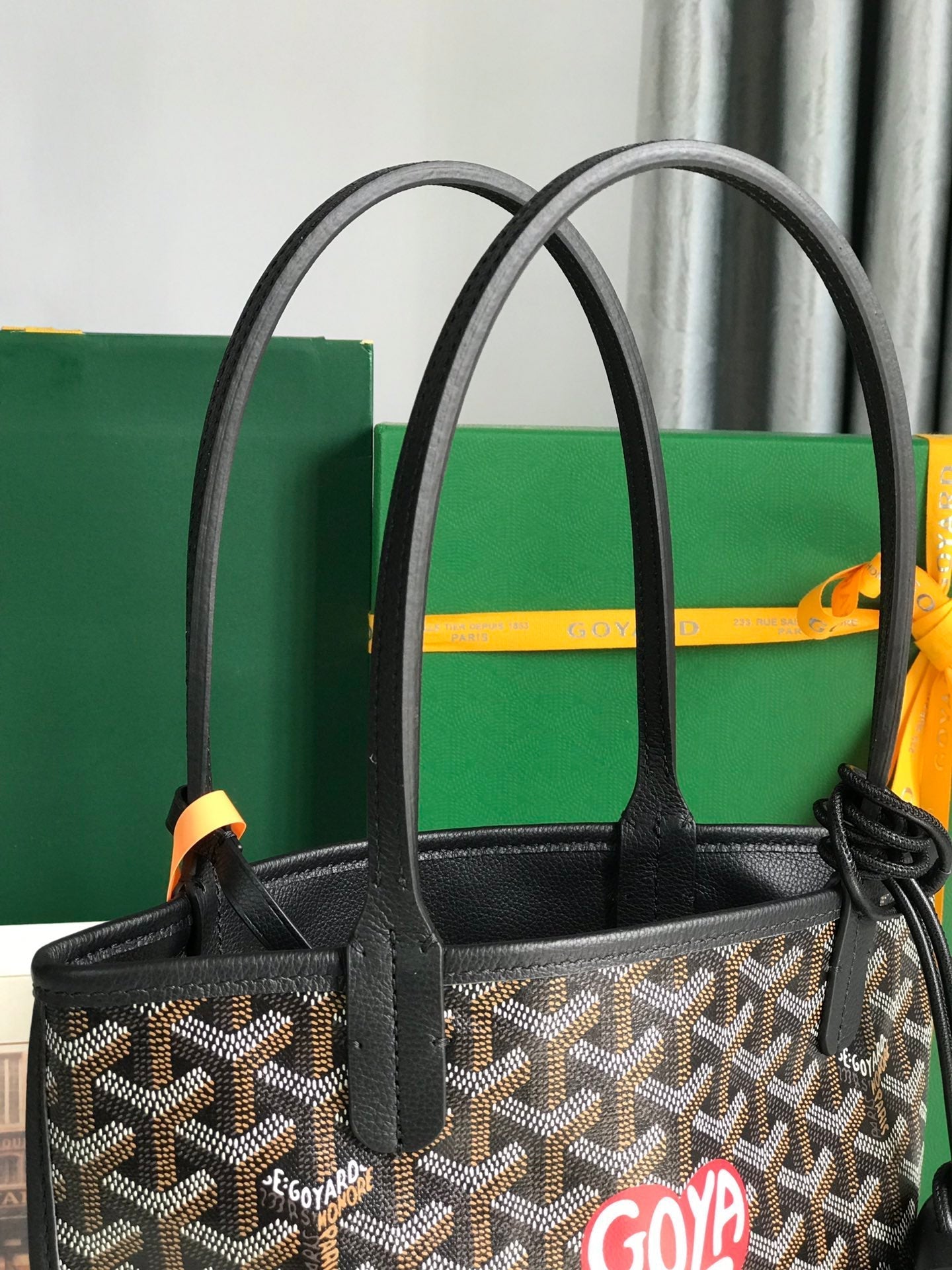 SAC ANJOU MINI 20 EN CUIR DE VEAU NOIR ET TOILE GOYARDINE