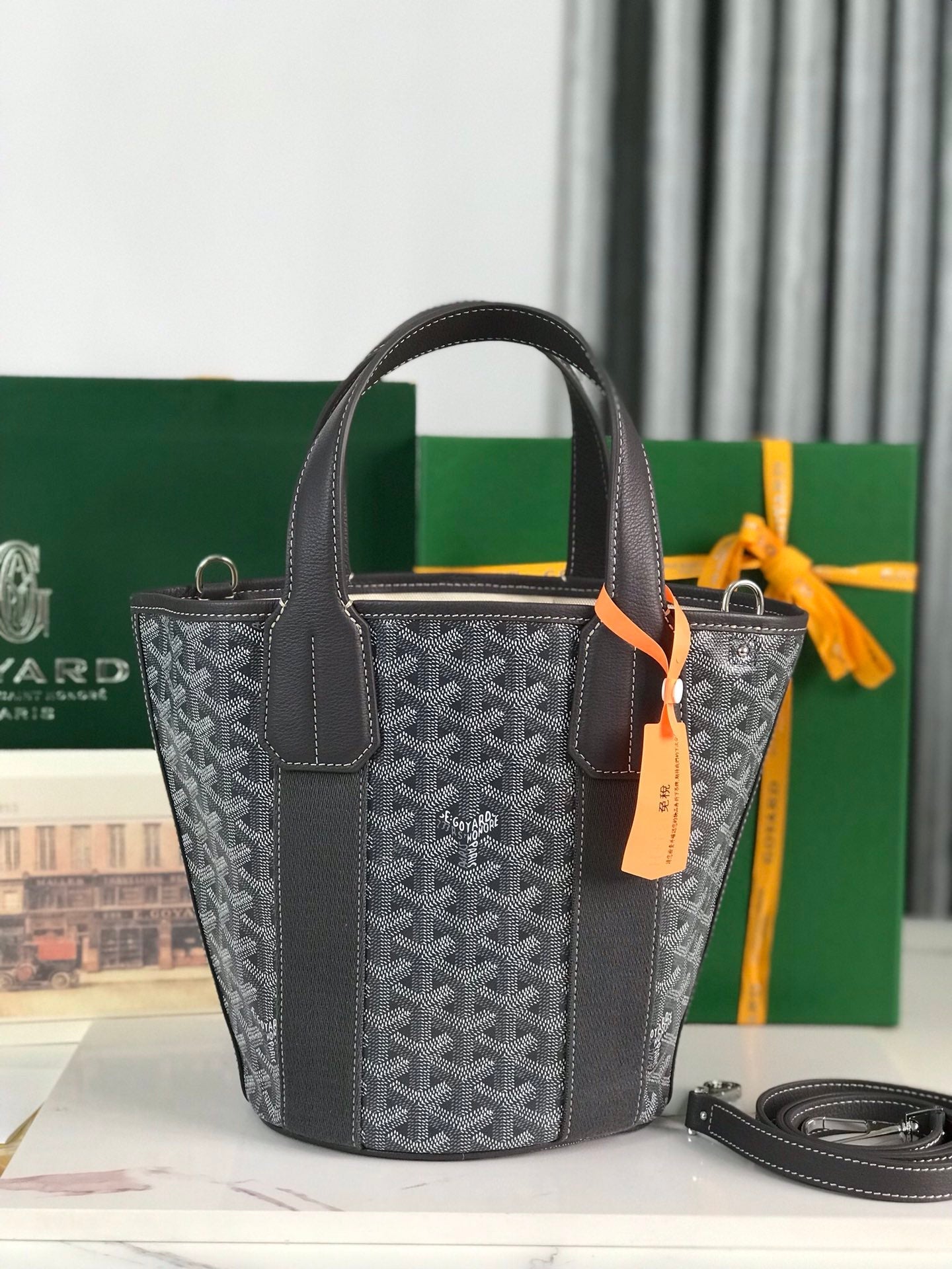 PETIT BELHARRA 24 EN TOILE GOYARDINE GRIS ET AGNEAU