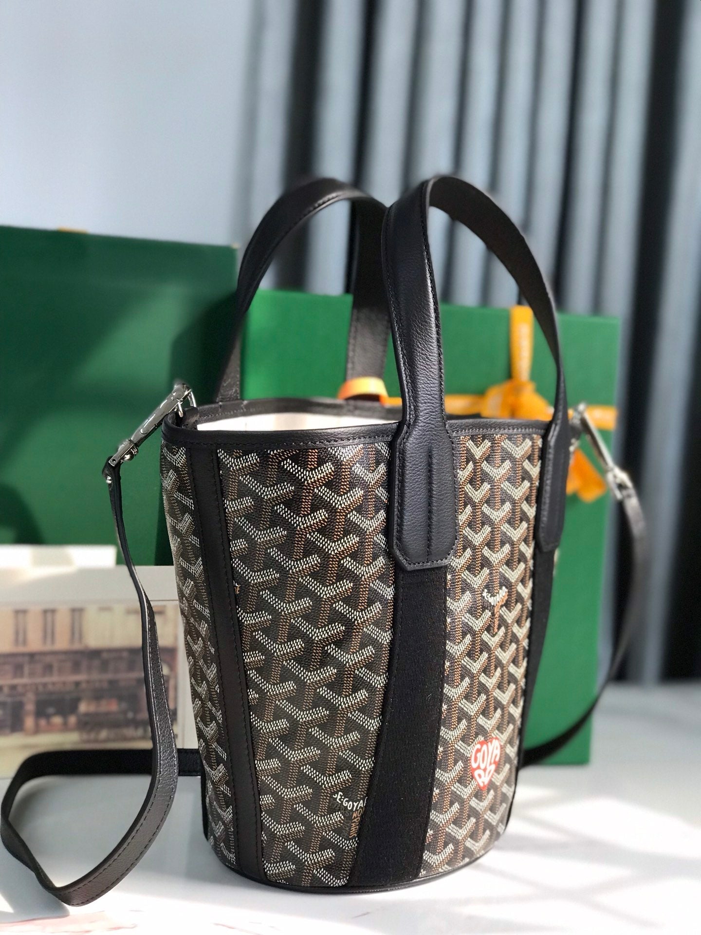 PETIT BELHARRA 24 EN TOILE GOYARDINE NOIRE ET AGNEAU