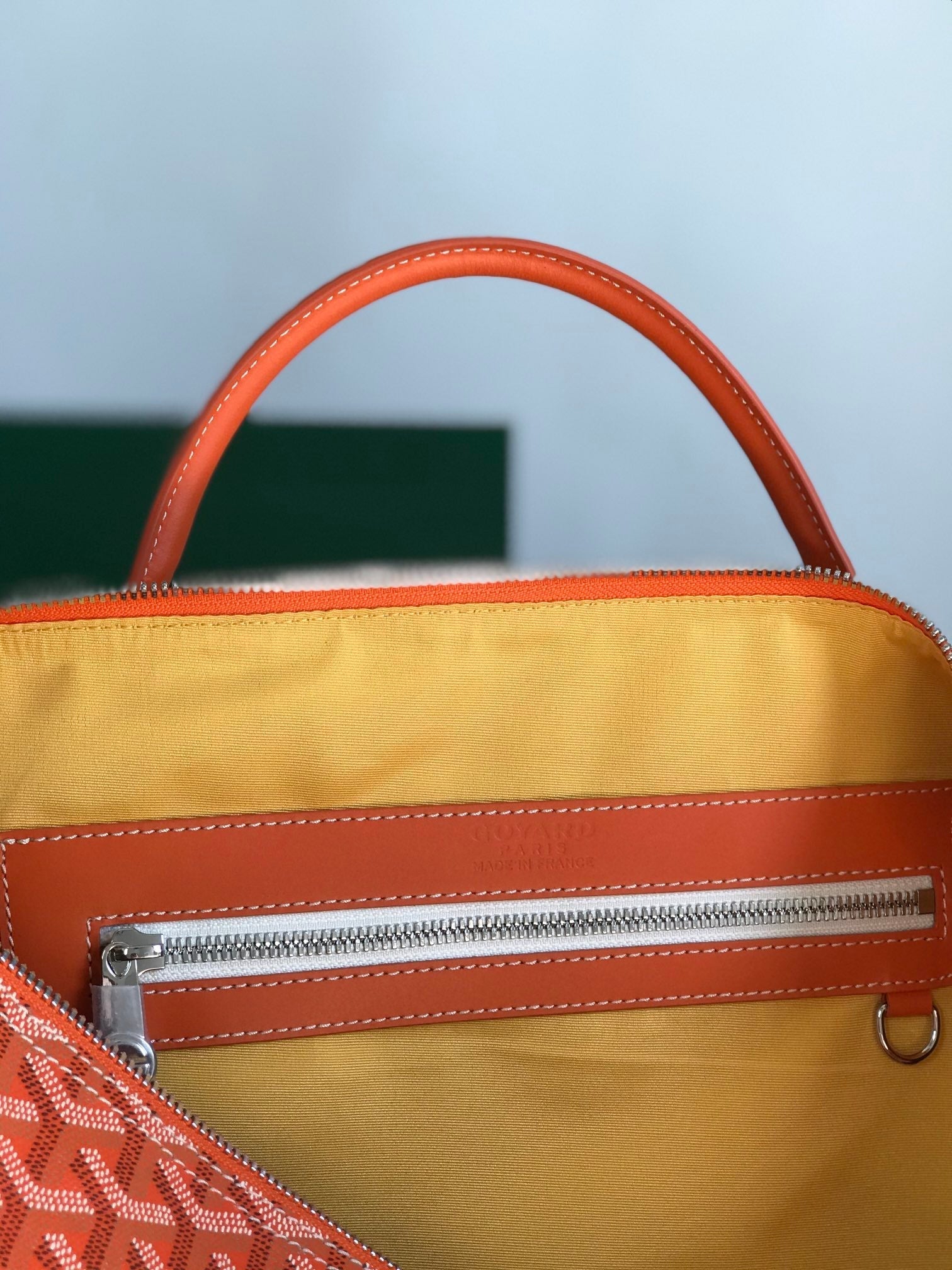 SAC BOSTON 50 EN TOILE GOYARDINE ORANGE ET GARNITURES EN CUIR DE VEAU
