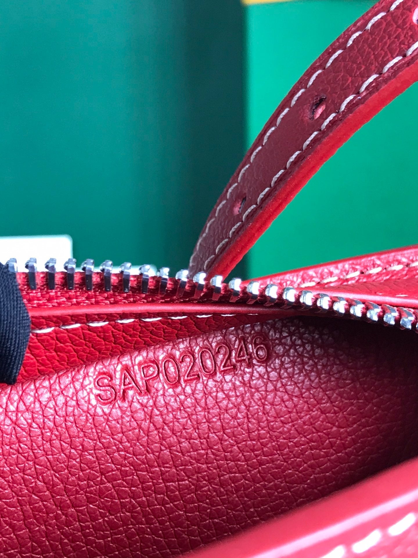 SAC HIRONDELLE 25 EN CUIR D'AGNEAU ROUGE CLASSIQUE ET TOILE GOYARDINE