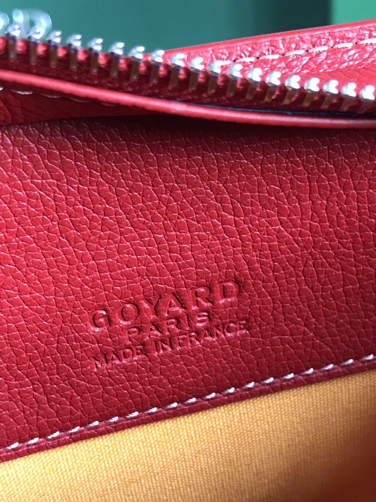 SAC HIRONDELLE 25 EN CUIR D'AGNEAU ROUGE CLASSIQUE ET TOILE GOYARDINE