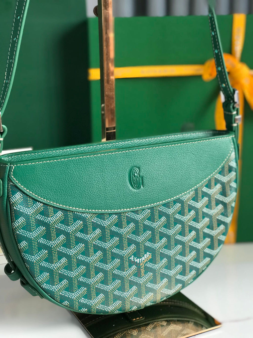SAC HIRONDELLE 25 EN AGNEAU VERT ET TOILE GOYARDINE