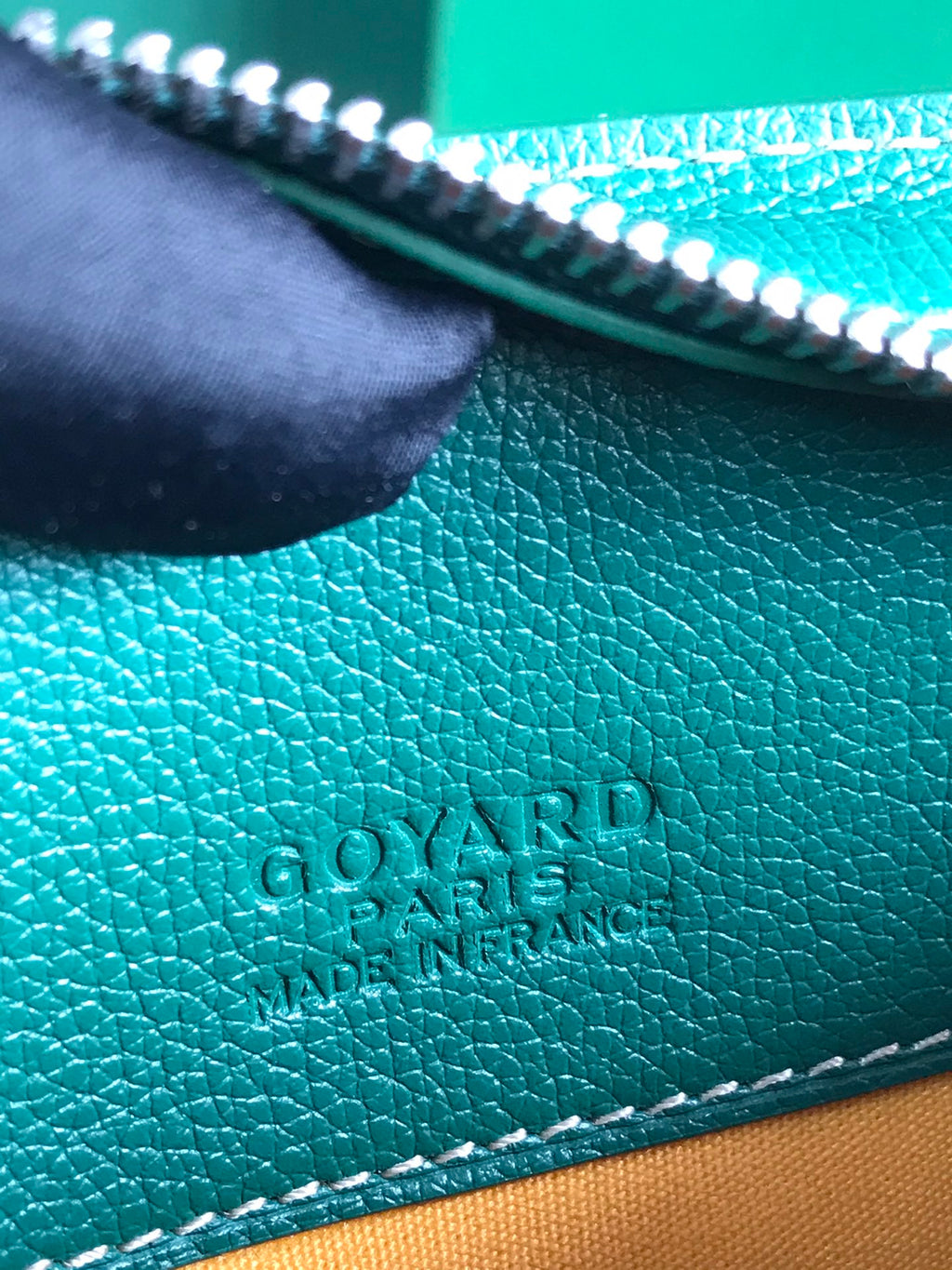SAC HIRONDELLE 25 EN AGNEAU VERT ET TOILE GOYARDINE