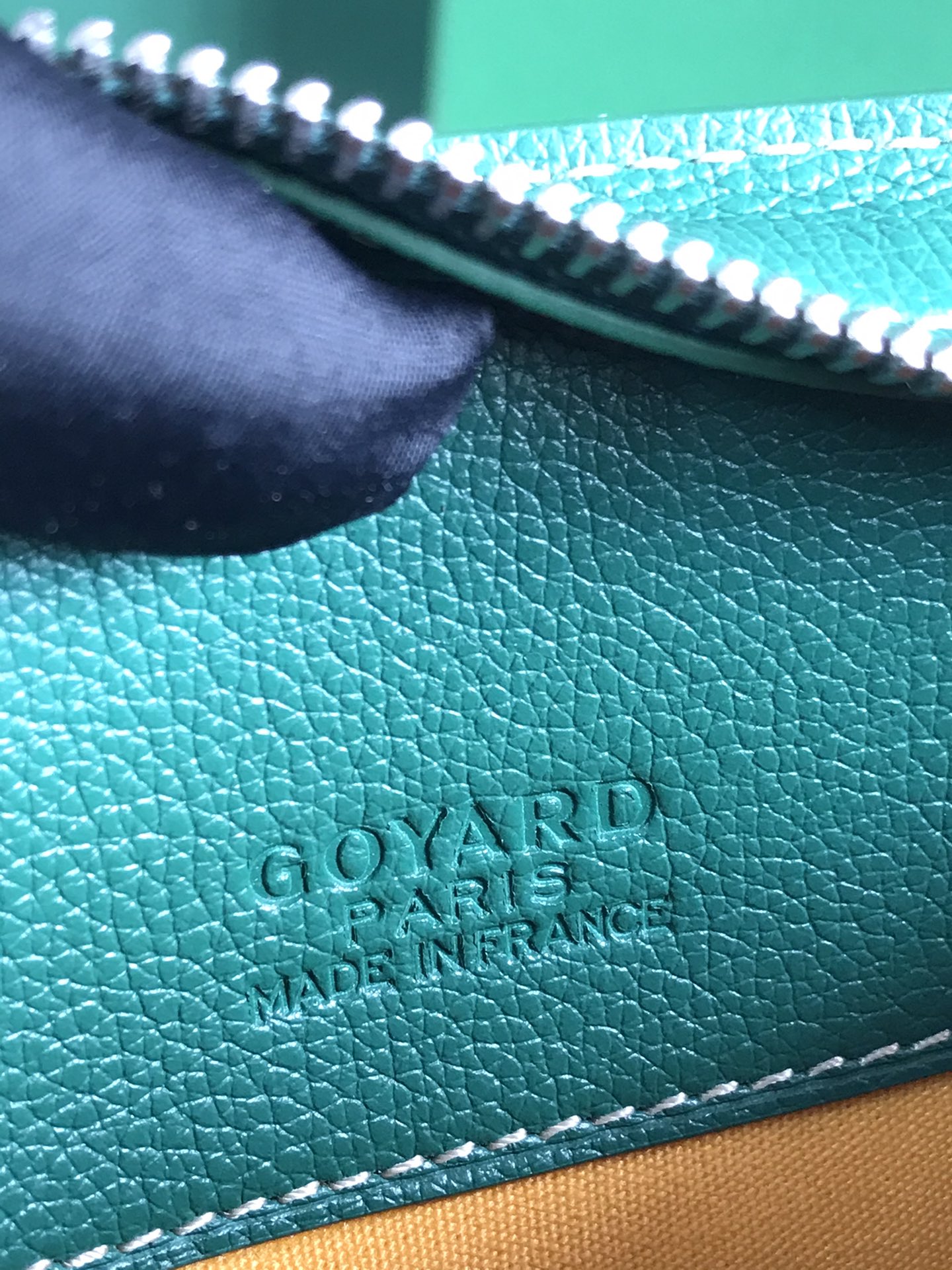 SAC HIRONDELLE 25 EN AGNEAU VERT ET TOILE GOYARDINE