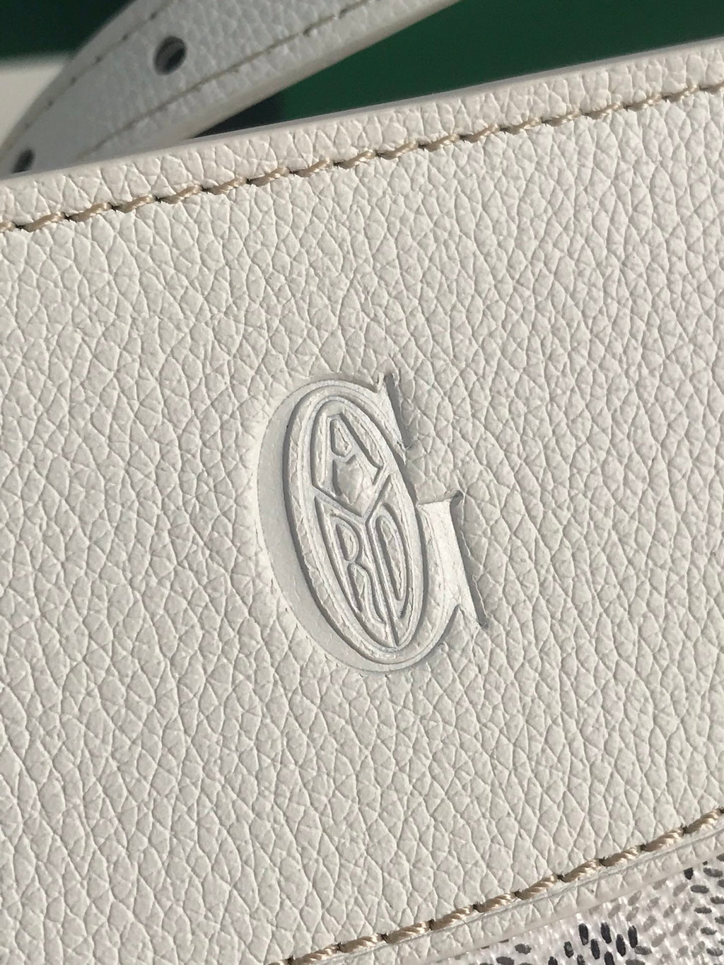 SAC HIRONDELLE 25 EN AGNEAU BLANC ET TOILE GOYARDINE