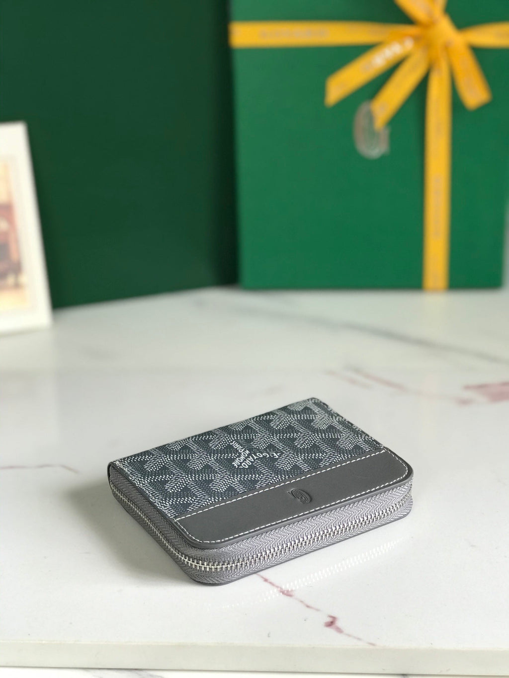 PORTEFEUILLE MINI MATIGNON 11 EN TOILE GOYARDINE GRIS ET CUIR DE VEAU