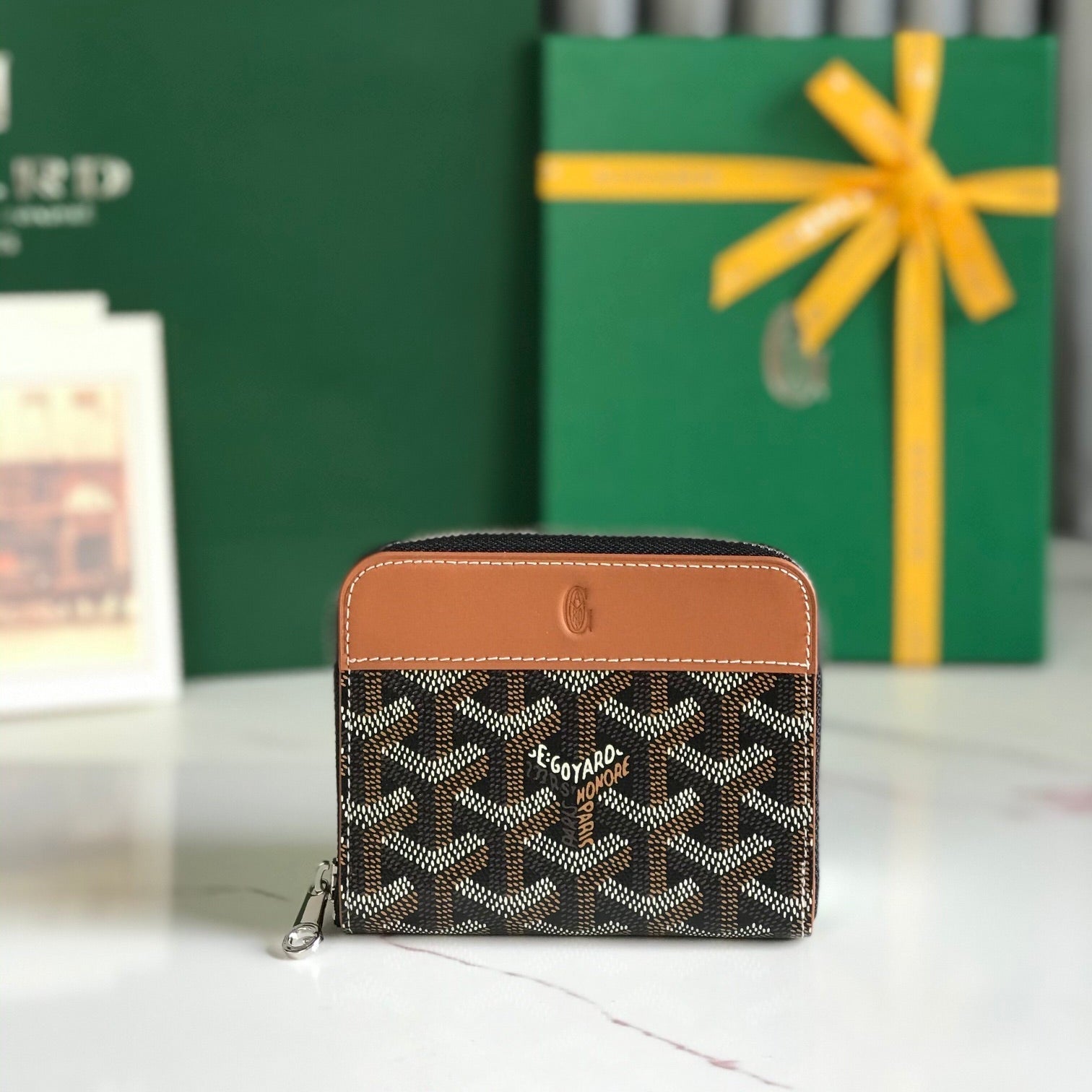 PORTEFEUILLE MINI MATIGNON 11 EN TOILE GOYARDINE NOIRE ET CUIR DE VEAU TAN