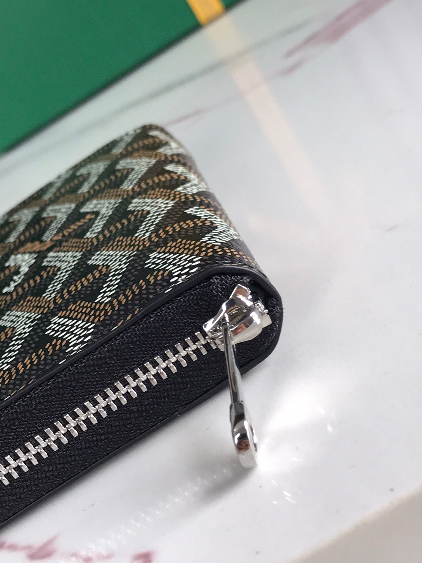 PORTEFEUILLE MINI MATIGNON 11 EN TOILE GOYARDINE NOIRE ET CUIR DE VEAU