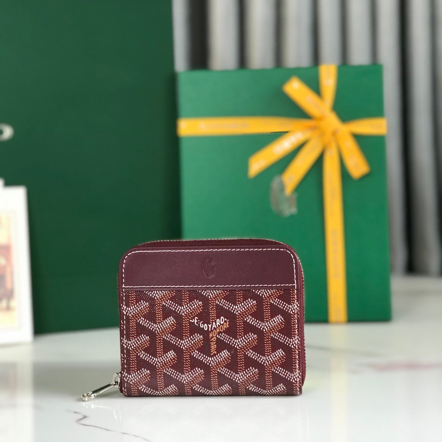 PORTEFEUILLE MINI MATIGNON 11 EN TOILE GOYARDINE VIN ET CUIR DE VEAU