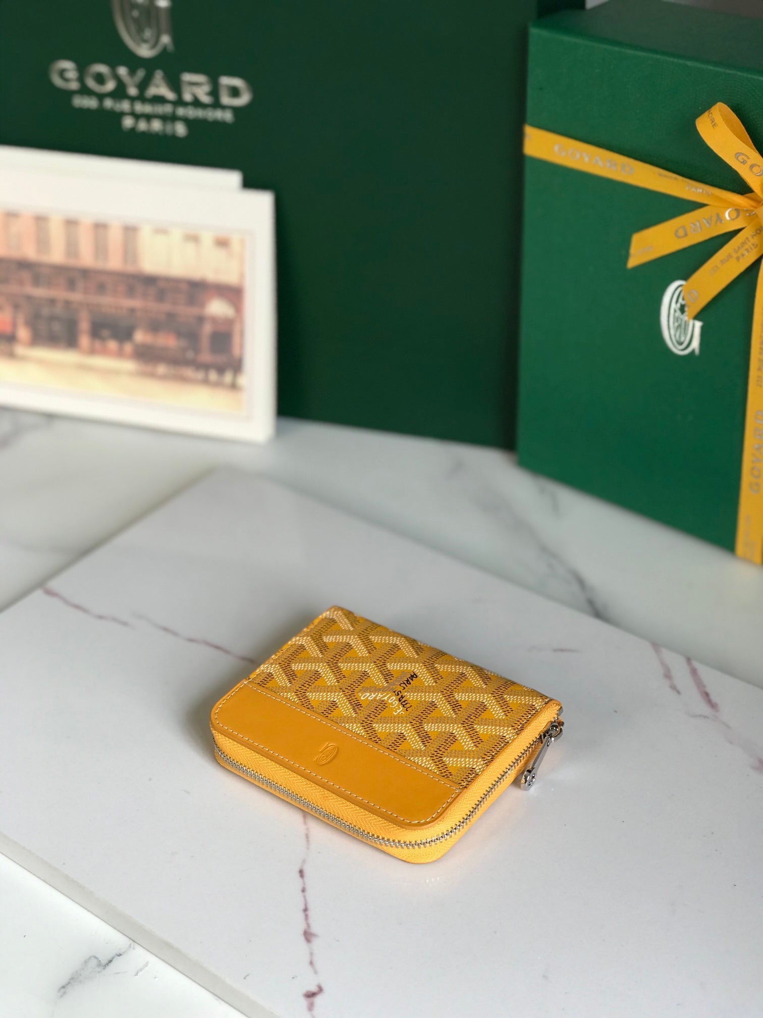 MATIGNON MINI PORTEFEUILLE 11 EN TOILE GOYARDINE JAUNE ET CUIR DE VEAU
