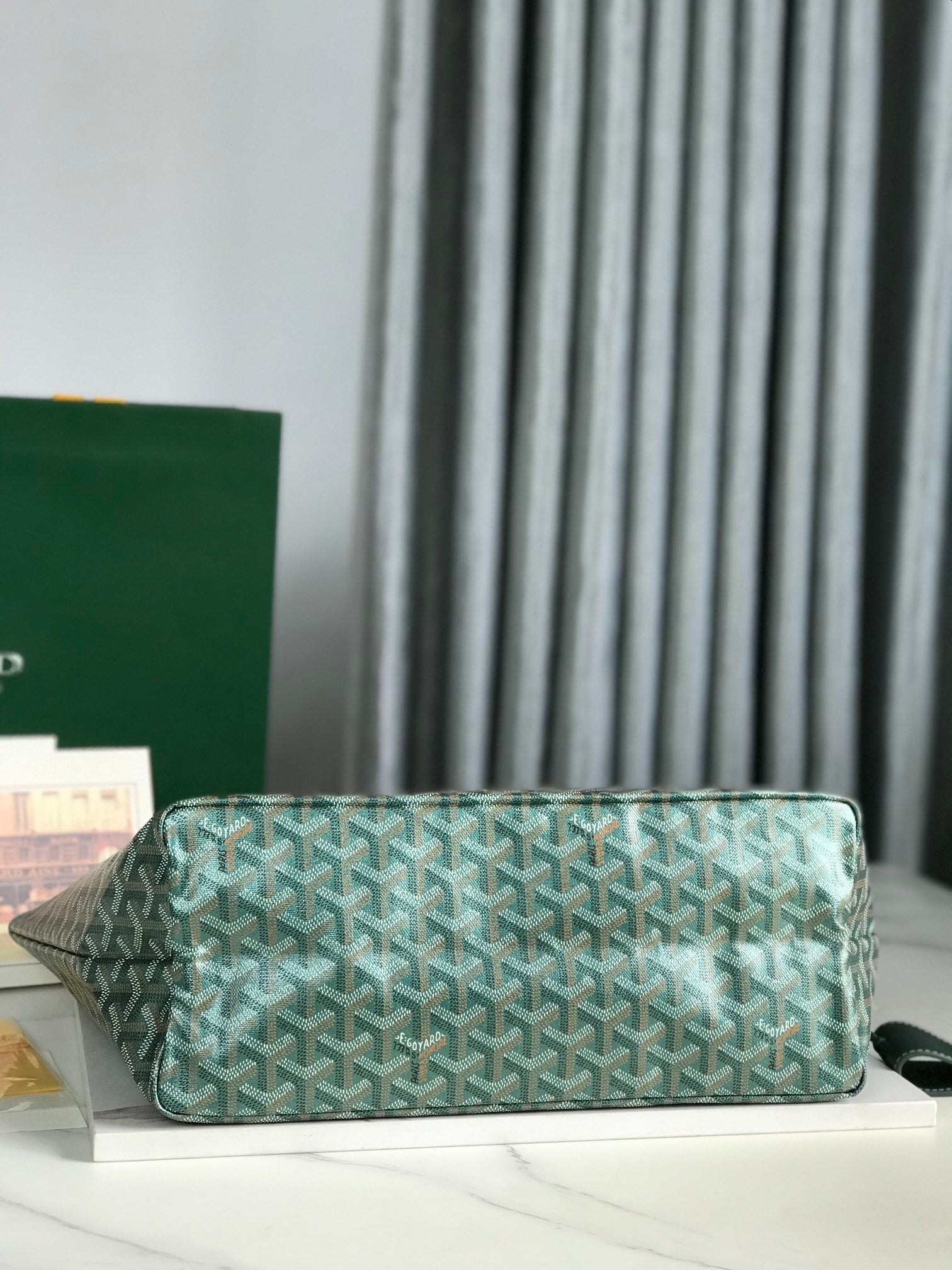 SAINT LOUIS PM BAG 34CM IN GREEN CANVAS CHEVROCHES CALFSKIN