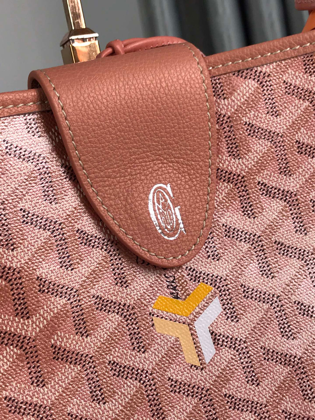 SAINT LOUIS GM BAG 40CM IN PINK CANVAS CHEVROCHES CALFSKIN